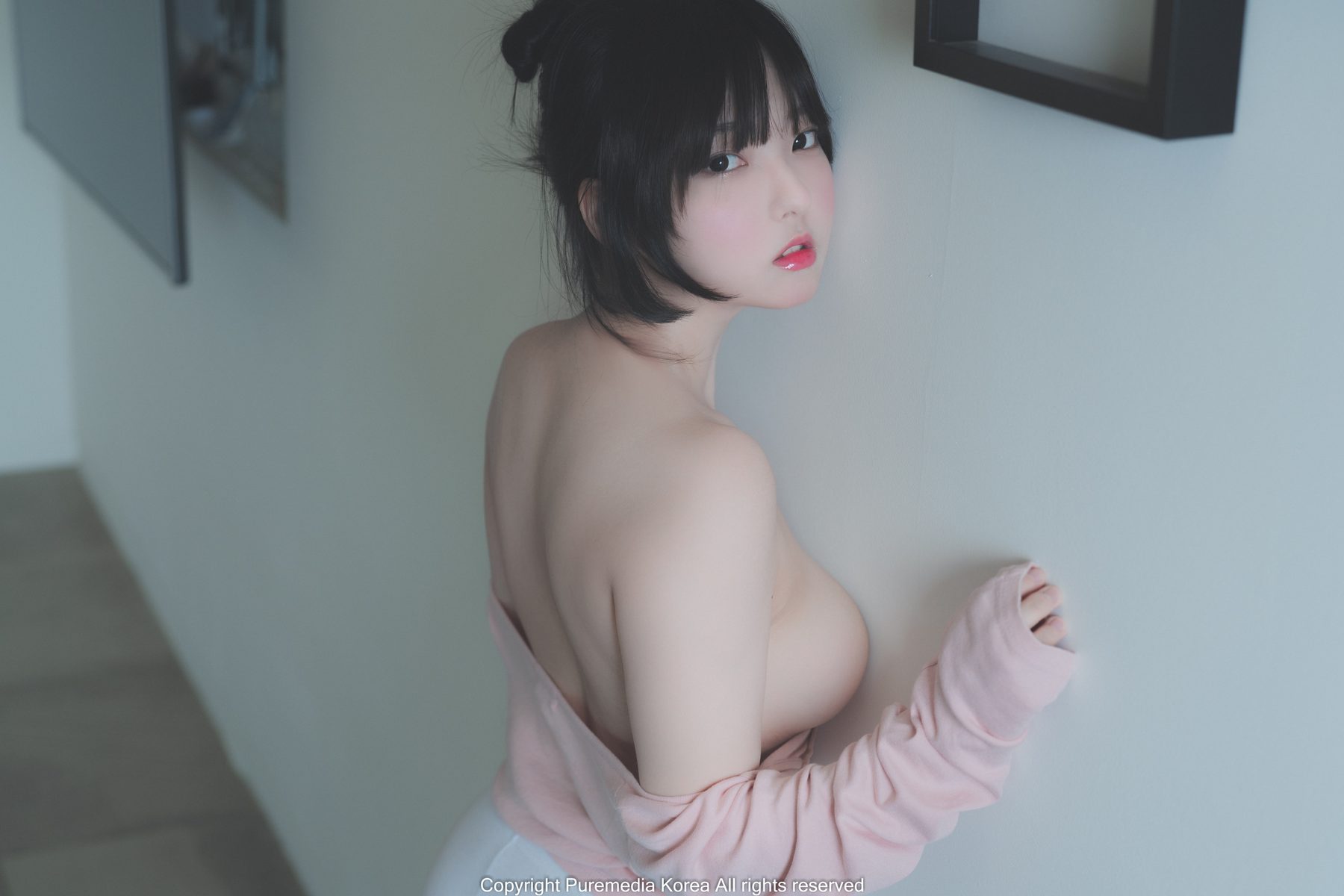 Pure_Media_Vol.122_Hansom_37_-compressed.jpg