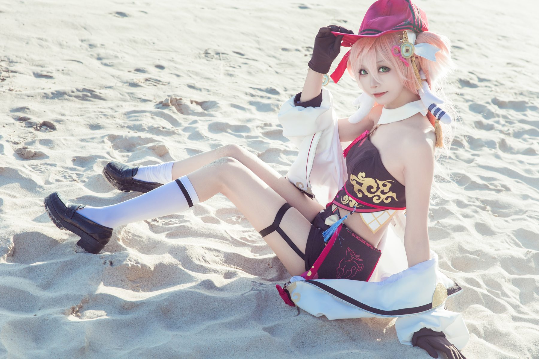 原神烟绯 cosplay 写真_花鸟与情合集 | 烟绯 COS 全套图包 [29P-371M]