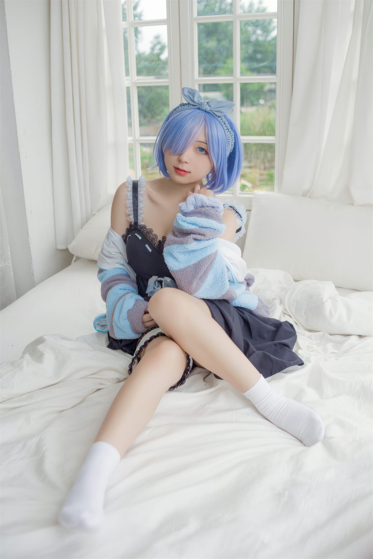 015-compressed.jpg