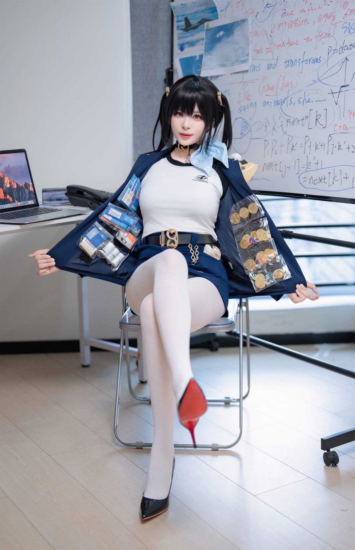 02-compressed.jpg