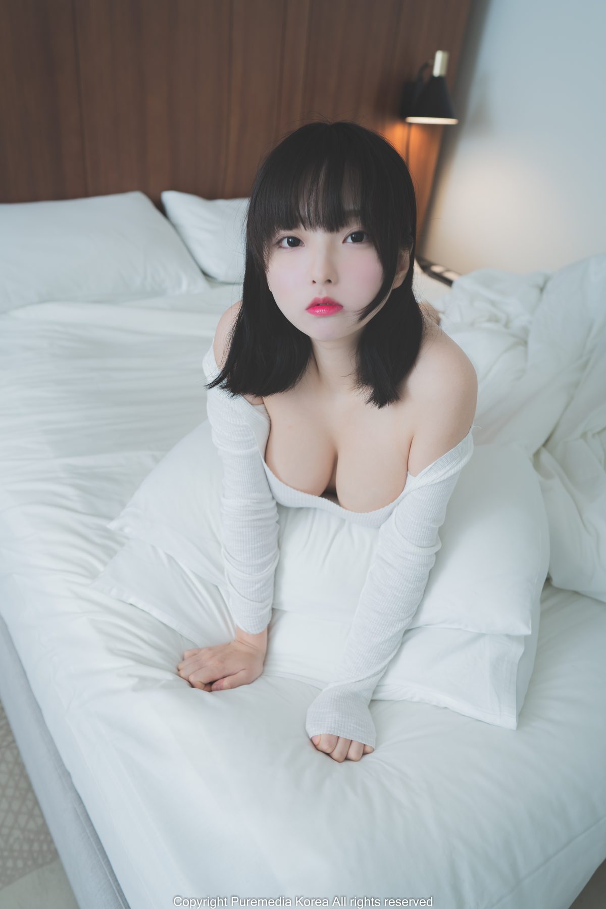 Pure_Media_Vol.122_Hansom_10_-compressed.jpg