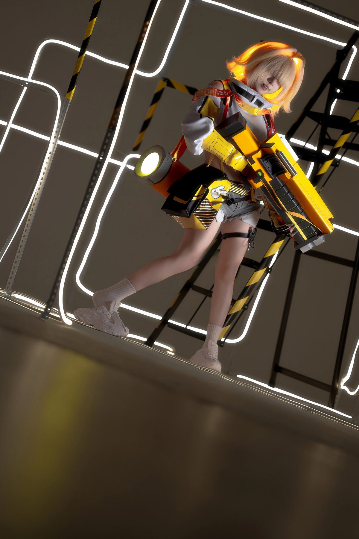 012-compressed.jpg