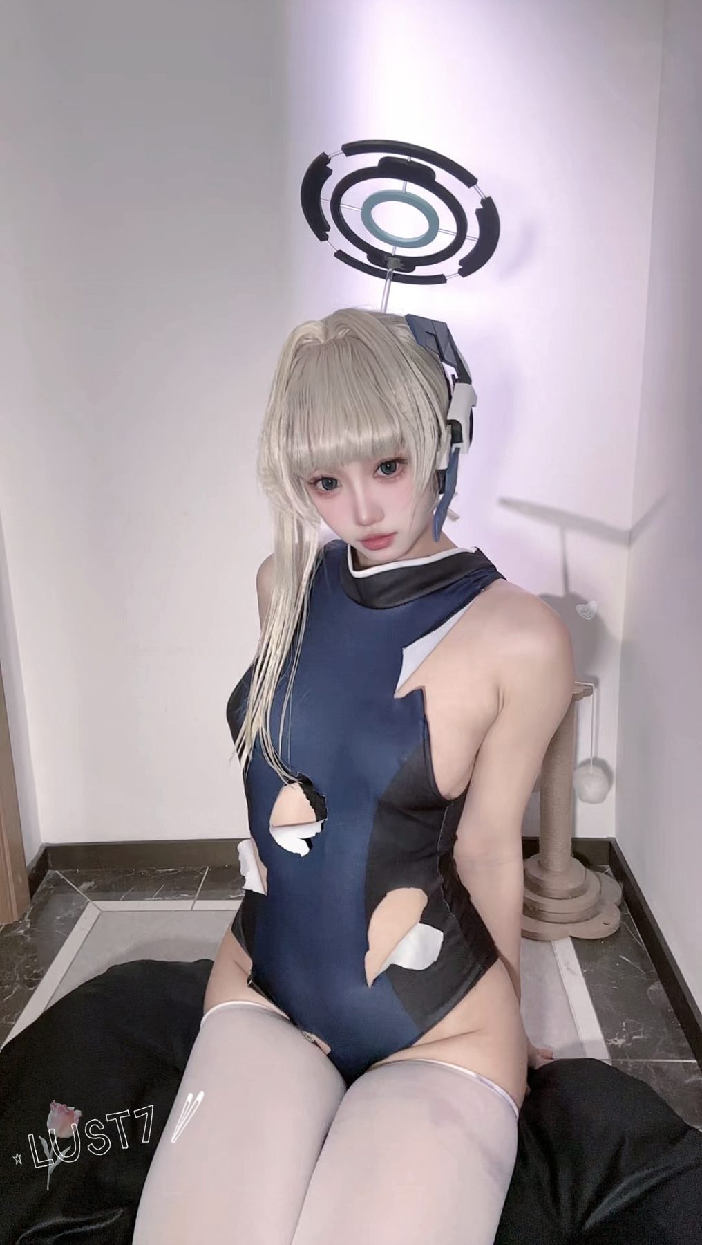 柒柒要乖哦 cosplay写真_小时竞泳自拍合集 | 柒柒要乖哦 COS小时竞泳自拍全套图包 [81P-1V-748.1M]