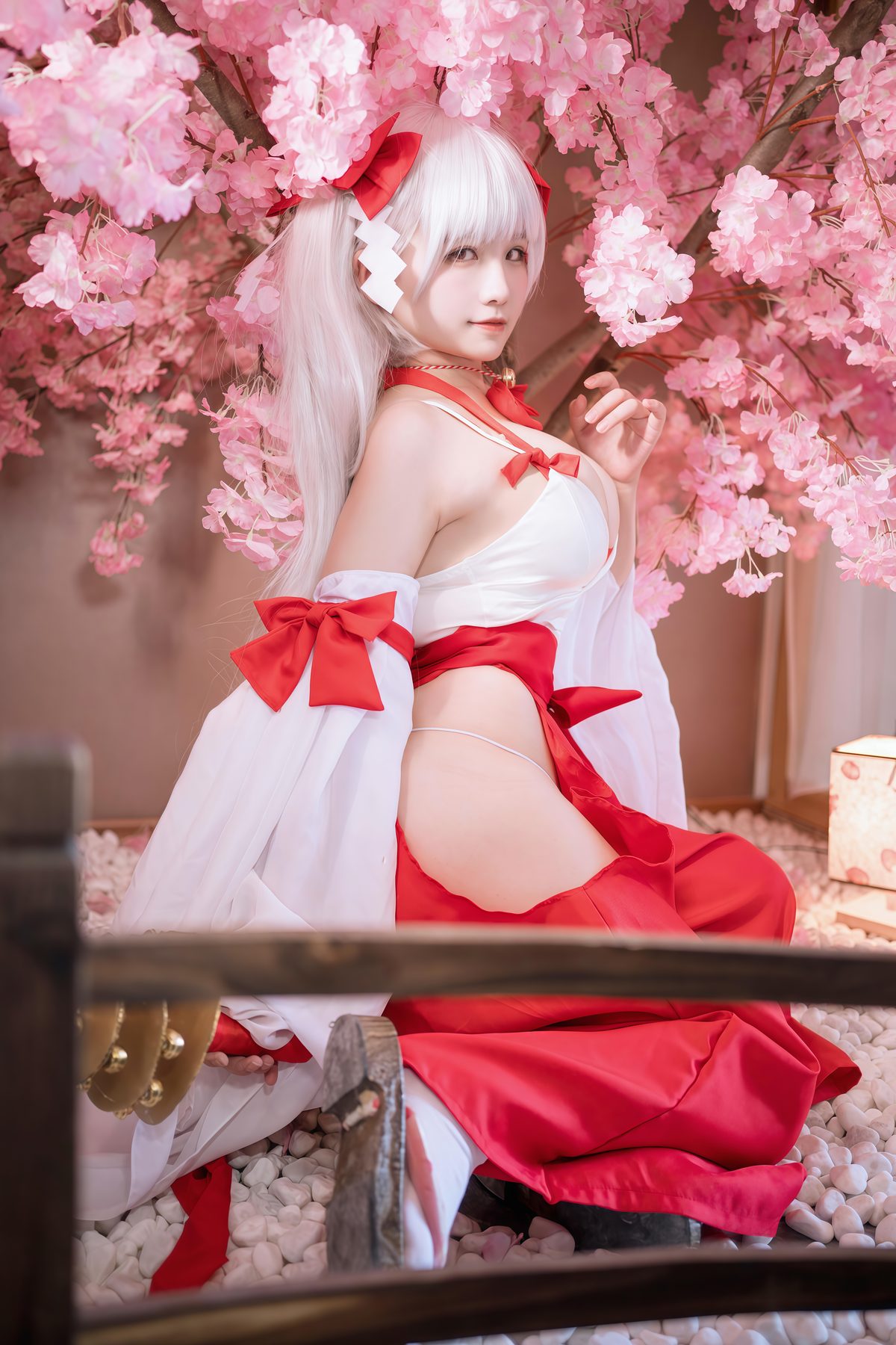 阿半今天很开心 cosplay写真_可畏巫女合集 | 阿半今天很开心 COS可畏巫女全套图包 [38P-387MB]