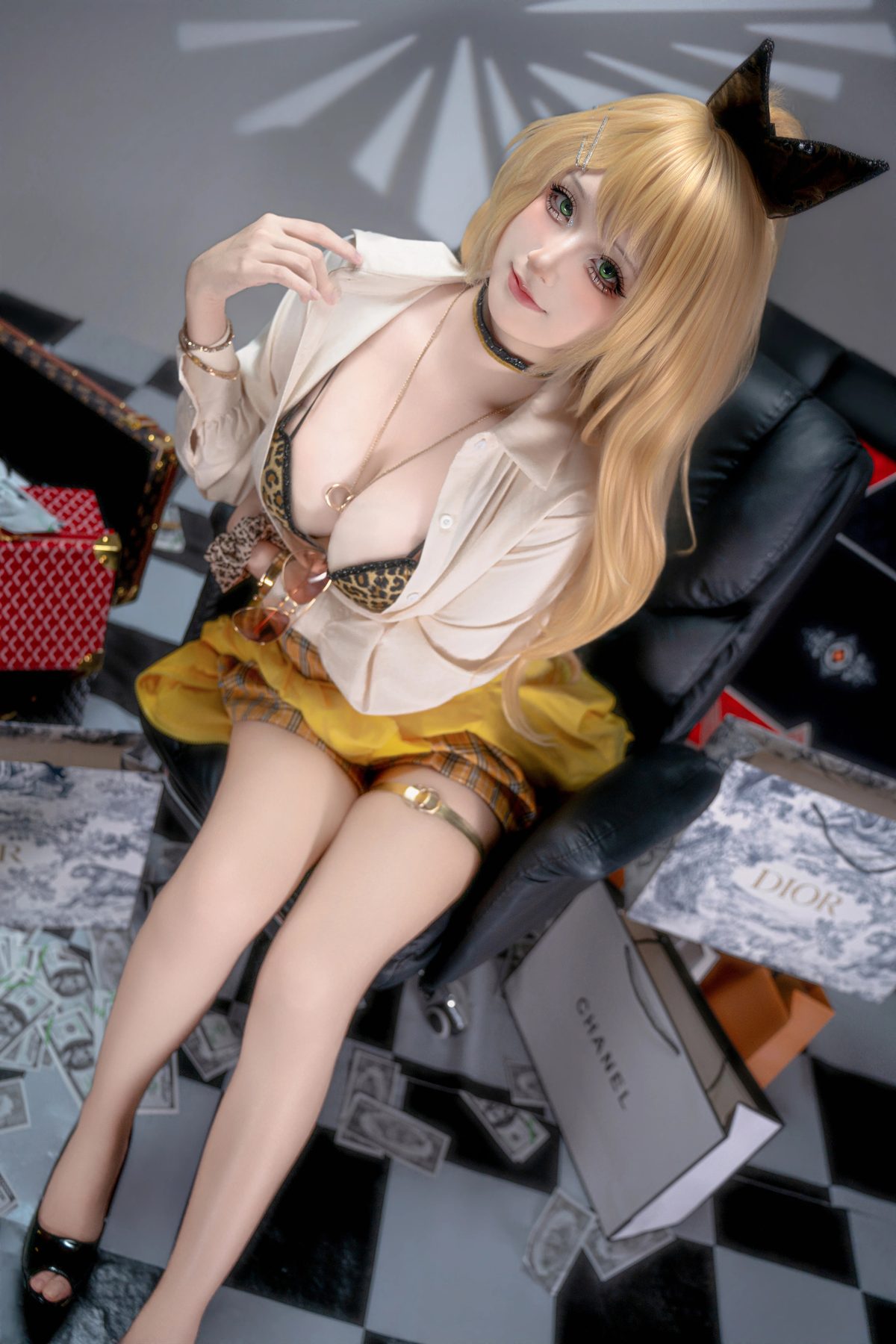 十悲伤小木十 cosplay写真_胜利女神妮姬露菲合集 | 十悲伤小木十 COS露菲原皮全套图包 [36P-391M]