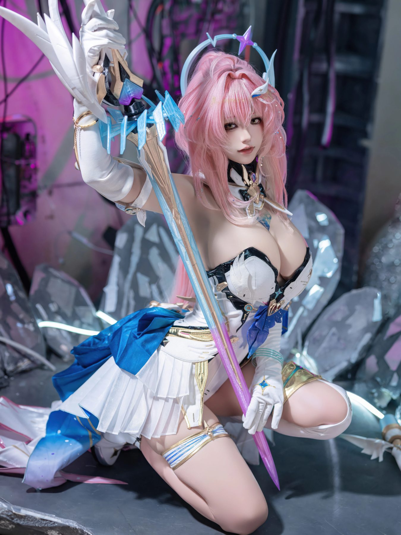 小仓千代w cosplay写真_鸣潮爱弥斯合集 | 小仓千代w COS爱弥斯全套图包 [76P-969M]