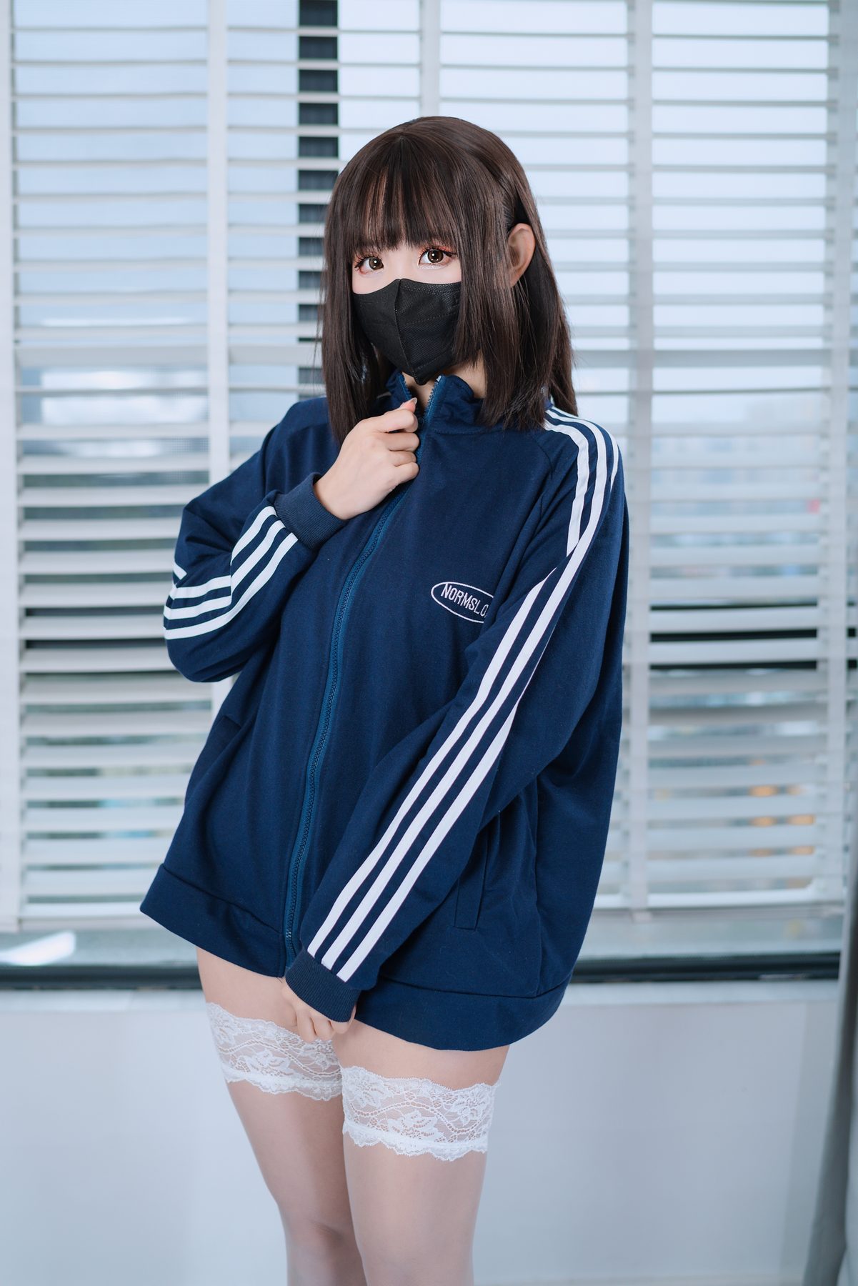 4-compressed.jpg