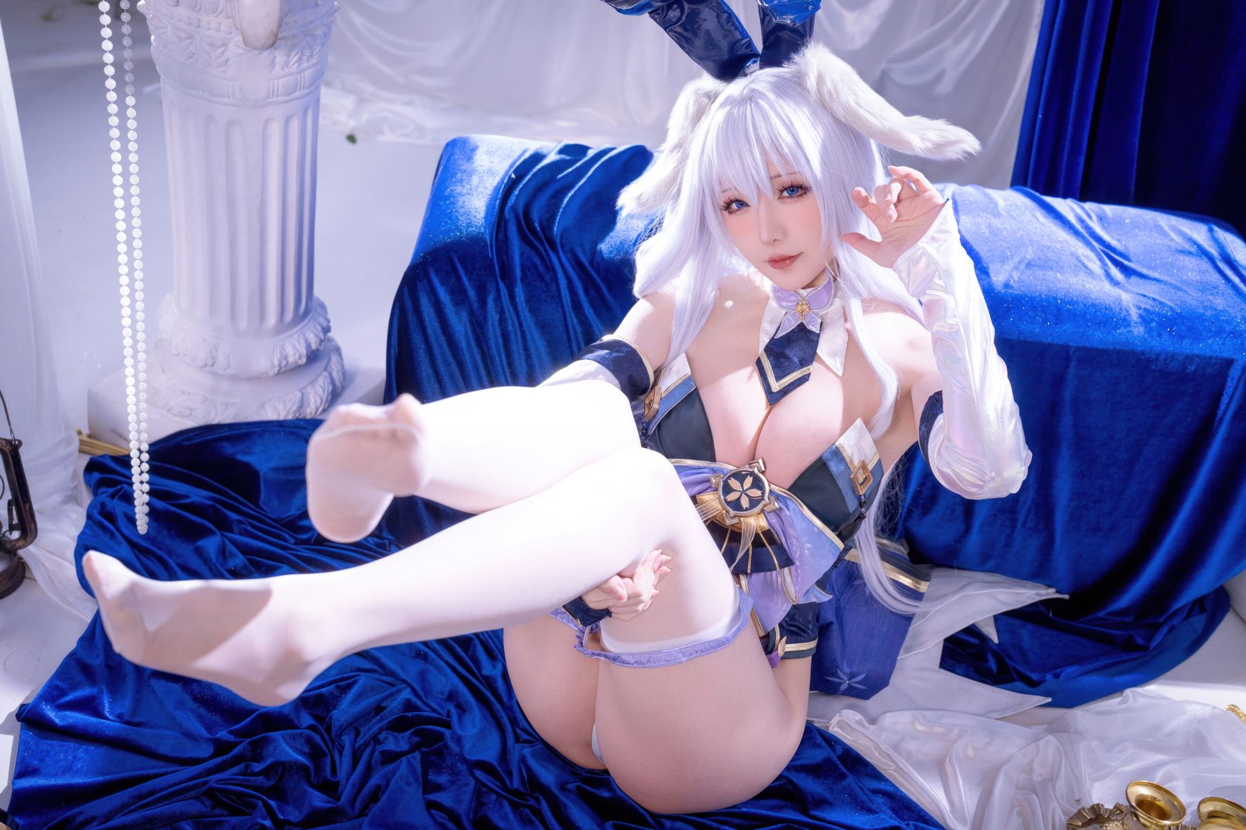 星之迟迟 碧蓝航线信浓兔女郎 COS写真