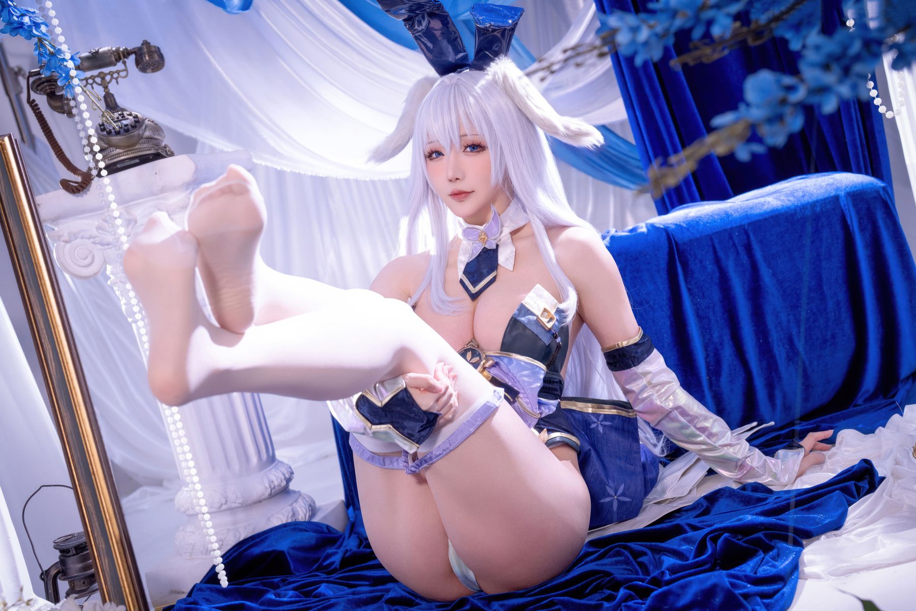 星之迟迟 碧蓝航线信浓兔女郎 COS写真