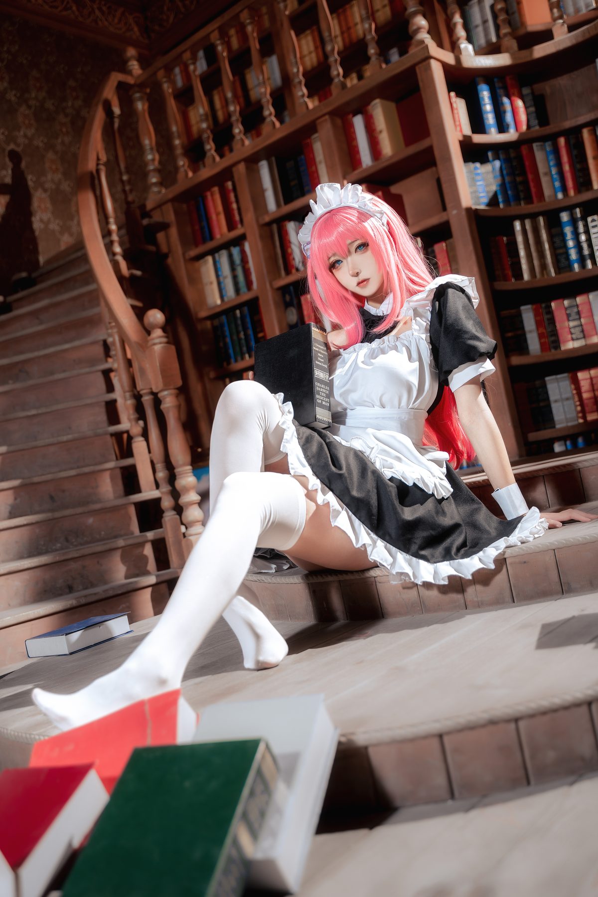 狮砸 cosplay写真_孤独摇滚后藤一里女仆合集 | 狮砸 COS后藤一里全套图包 [14P-162M]