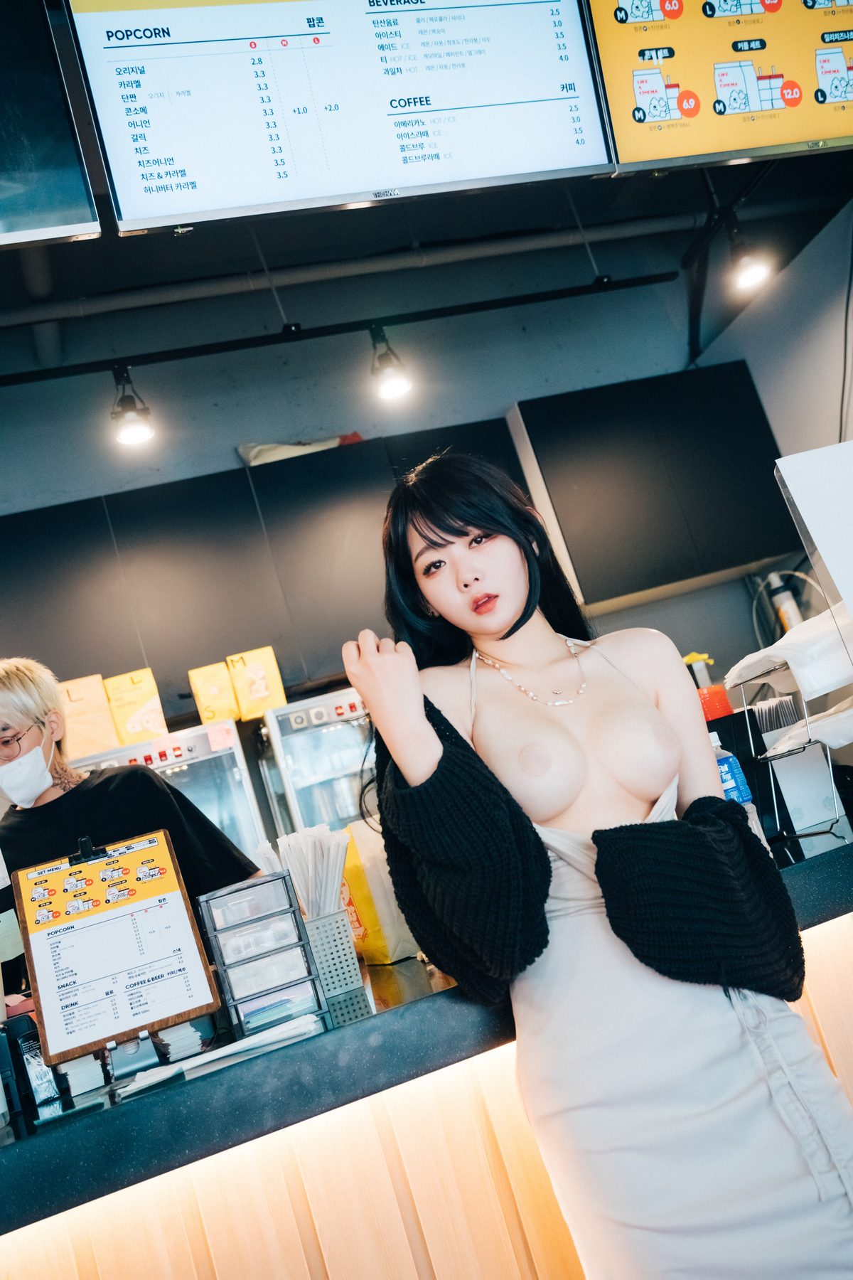 Zia 지아 [Loozy] XXX in The Theater COS写真