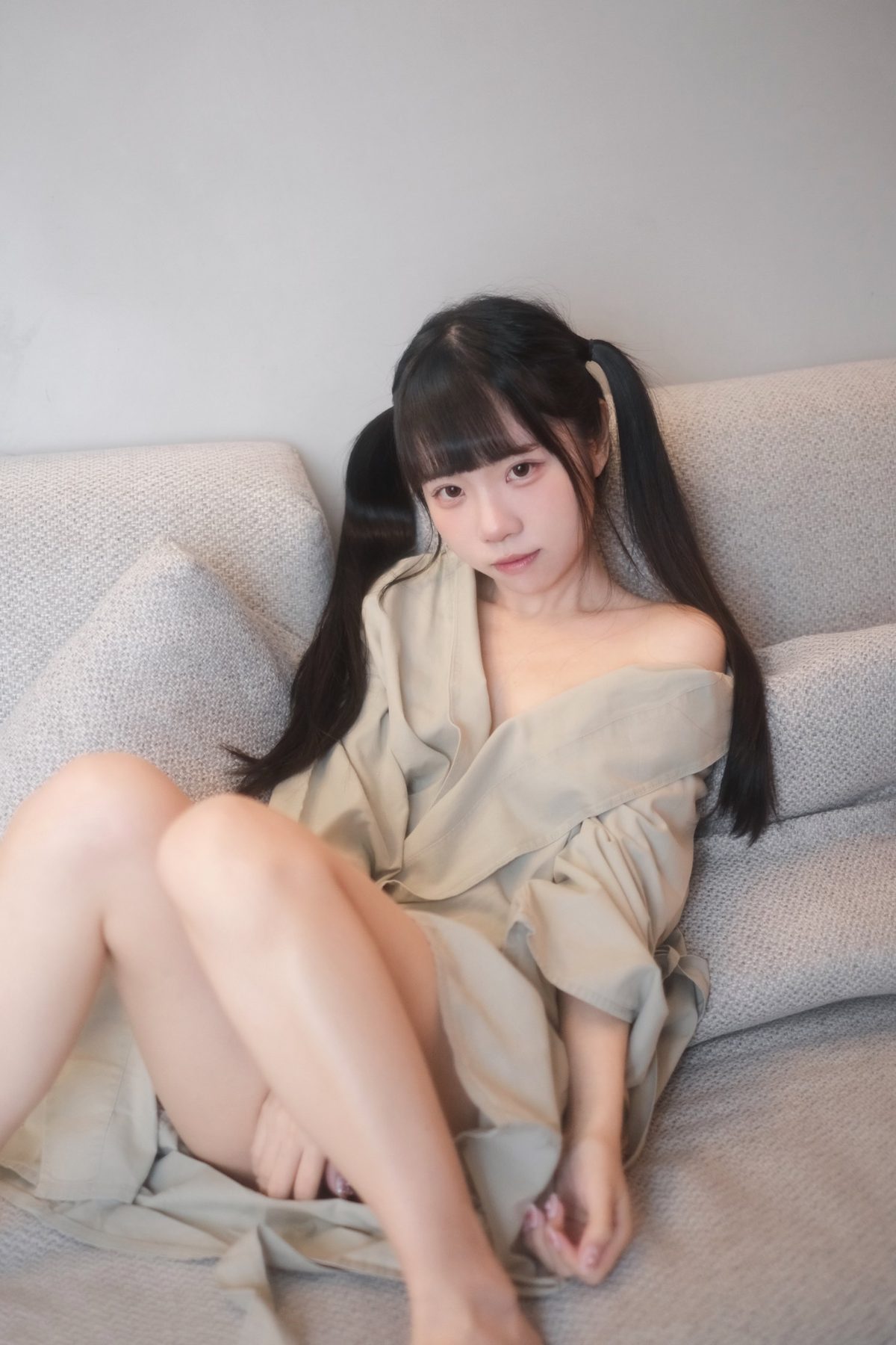 可可小白兔cosplay写真_在陽台做壞事的小兔兔合集 | 可可小白兔COS小兔兔全套图包 [68P-148M]