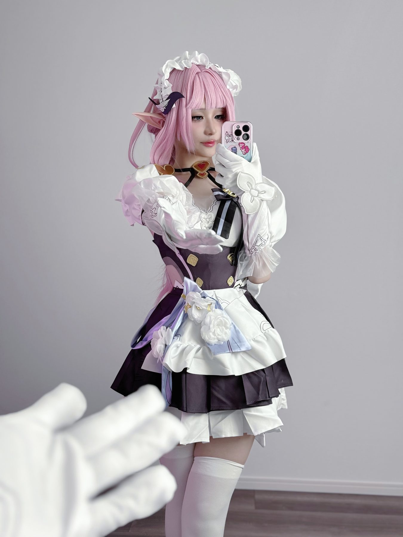 幼愛Youmeko cosplay写真_崩坏3爱莉希雅女仆装合集 | 幼愛Youmeko COS爱莉希雅全套图包 [20P-68M]