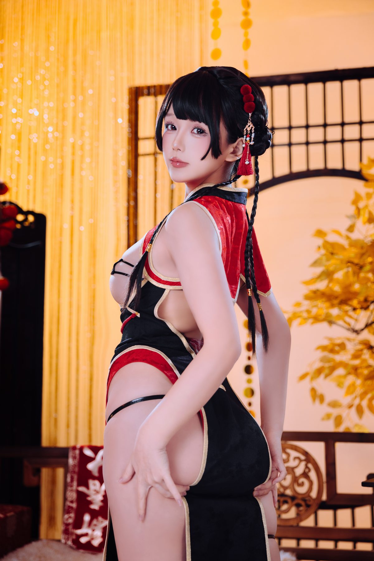 日奈娇新年限定旗袍：COS写真里的红火年味