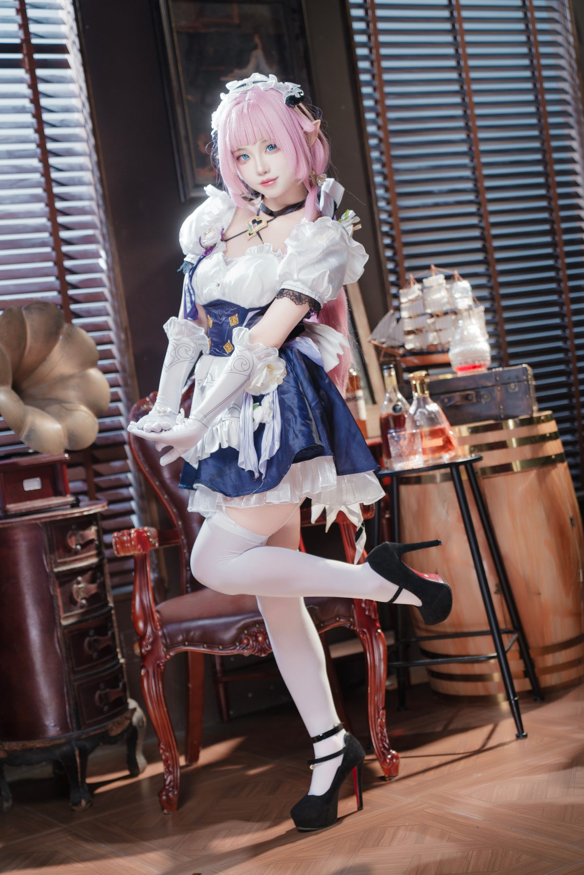 狐玖玖 爱莉希雅女仆 COS写真