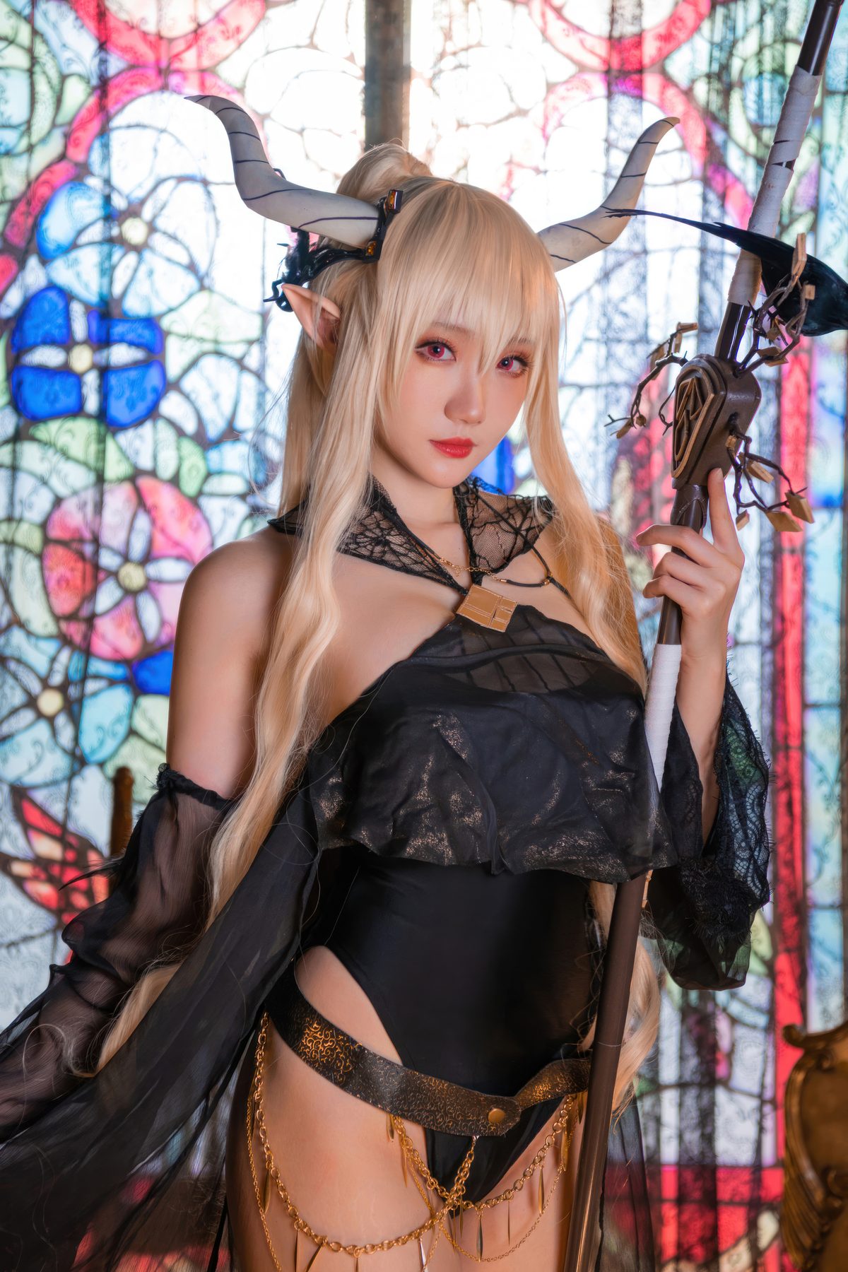 瓜希酱 明日方舟 闪灵泳装 COS写真