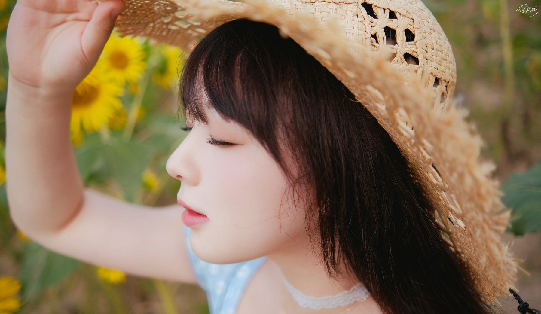 皮皮奶可可爱了 彼女向日葵 COS写真