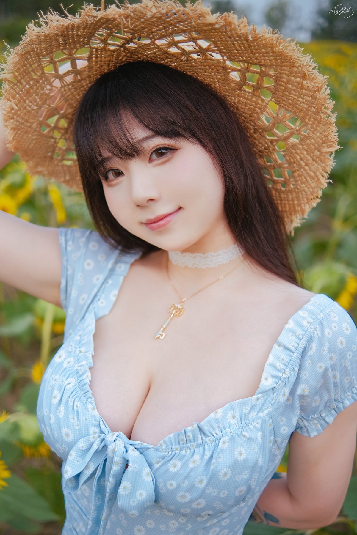 皮皮奶可可爱了 彼女向日葵 COS写真