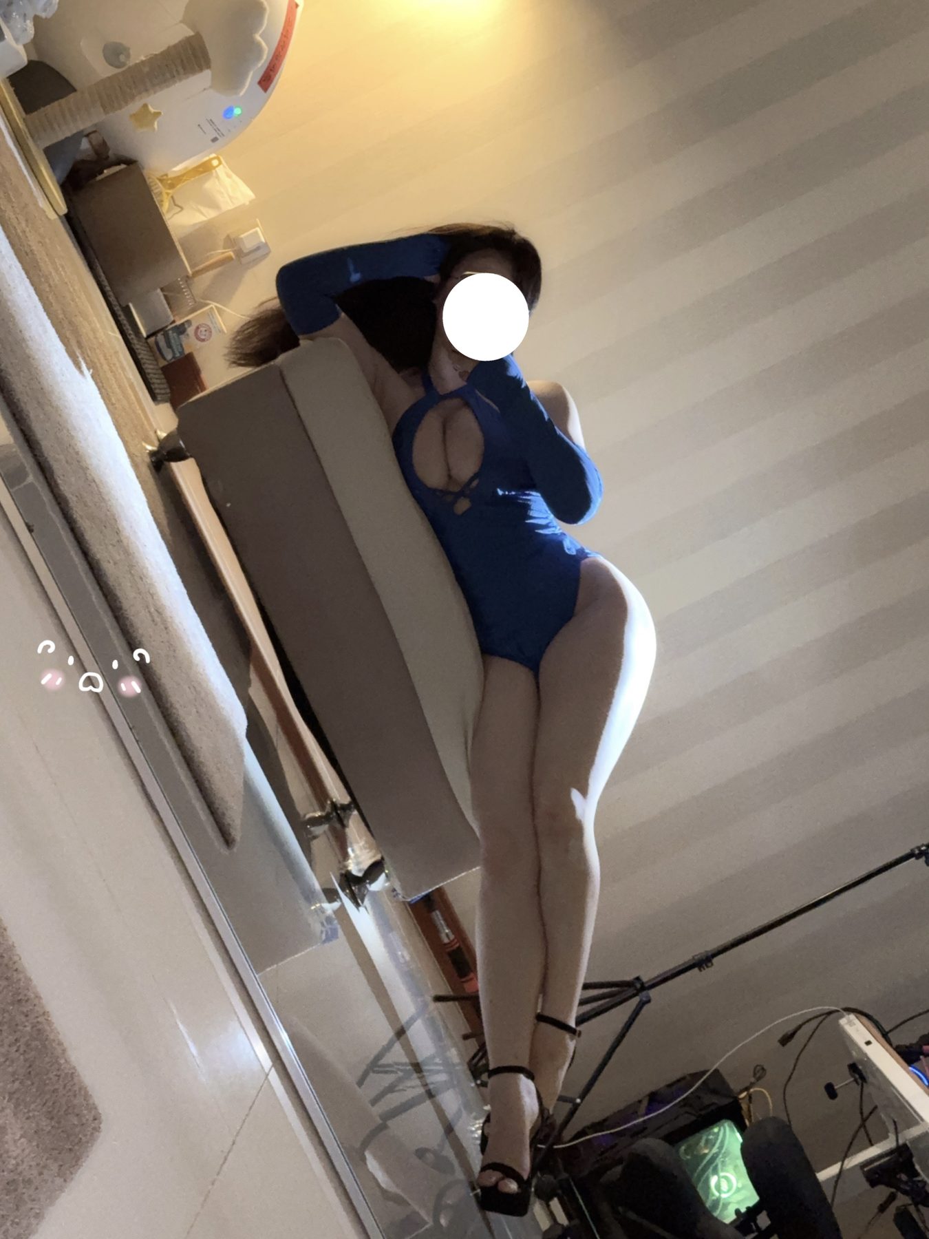 皮皮奶可可爱了 蓝色旗袍 COS写真