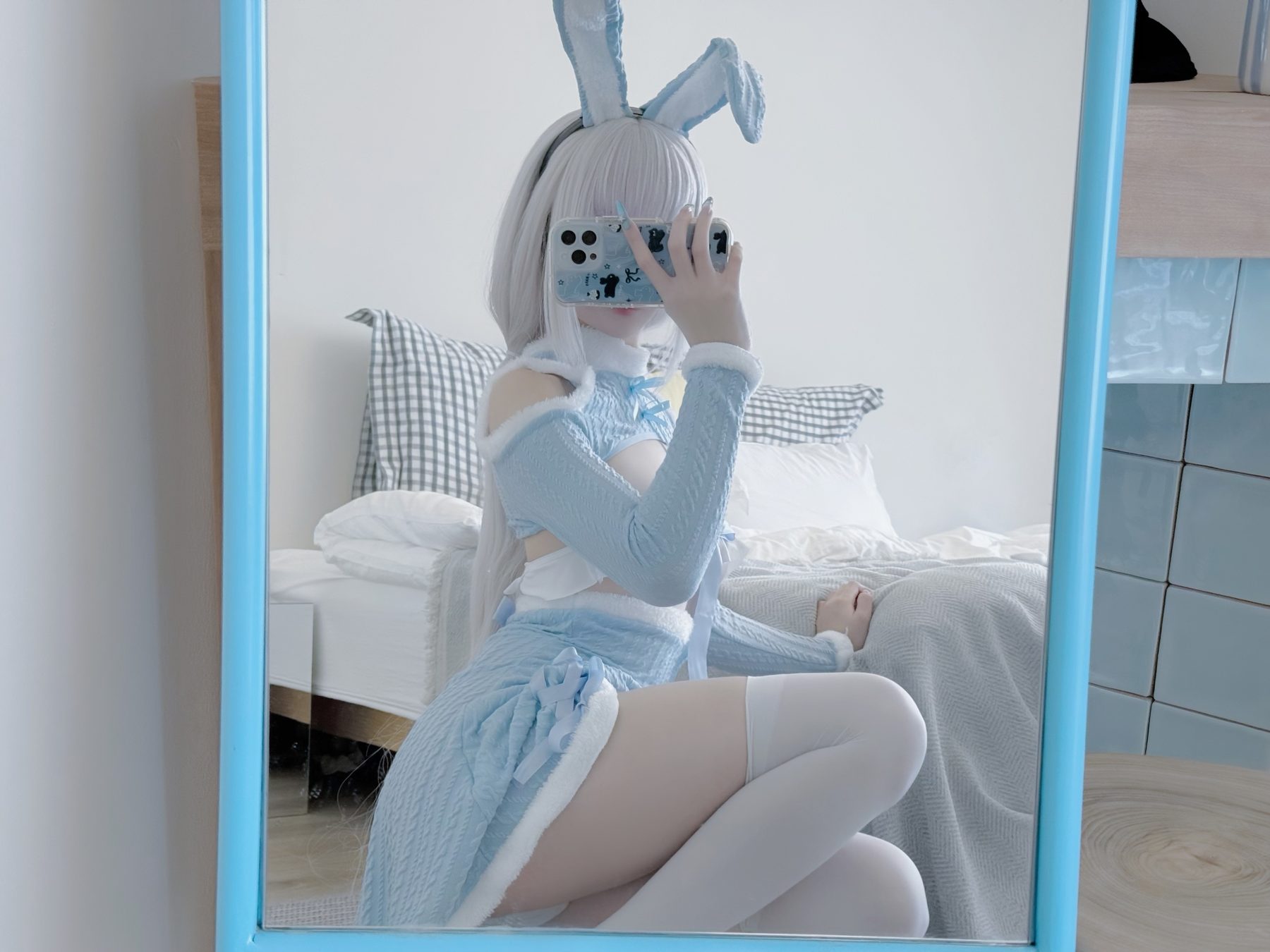 纸悦Etsu_ko cosplay写真_绒绒兔合集 | 纸悦Etsu_ko COS绒绒兔全套图包 [23P-74MB]