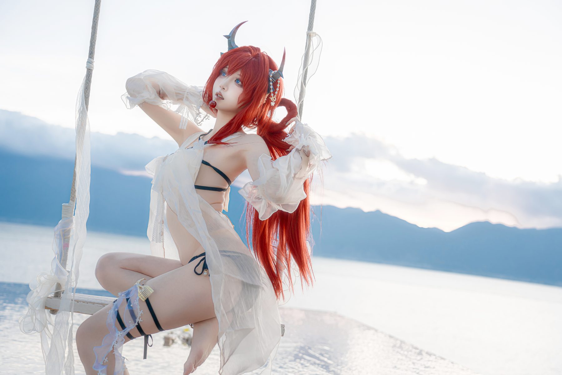 纸悦Etsu ko 明日方舟 史尔特尔 泳装 COS写真