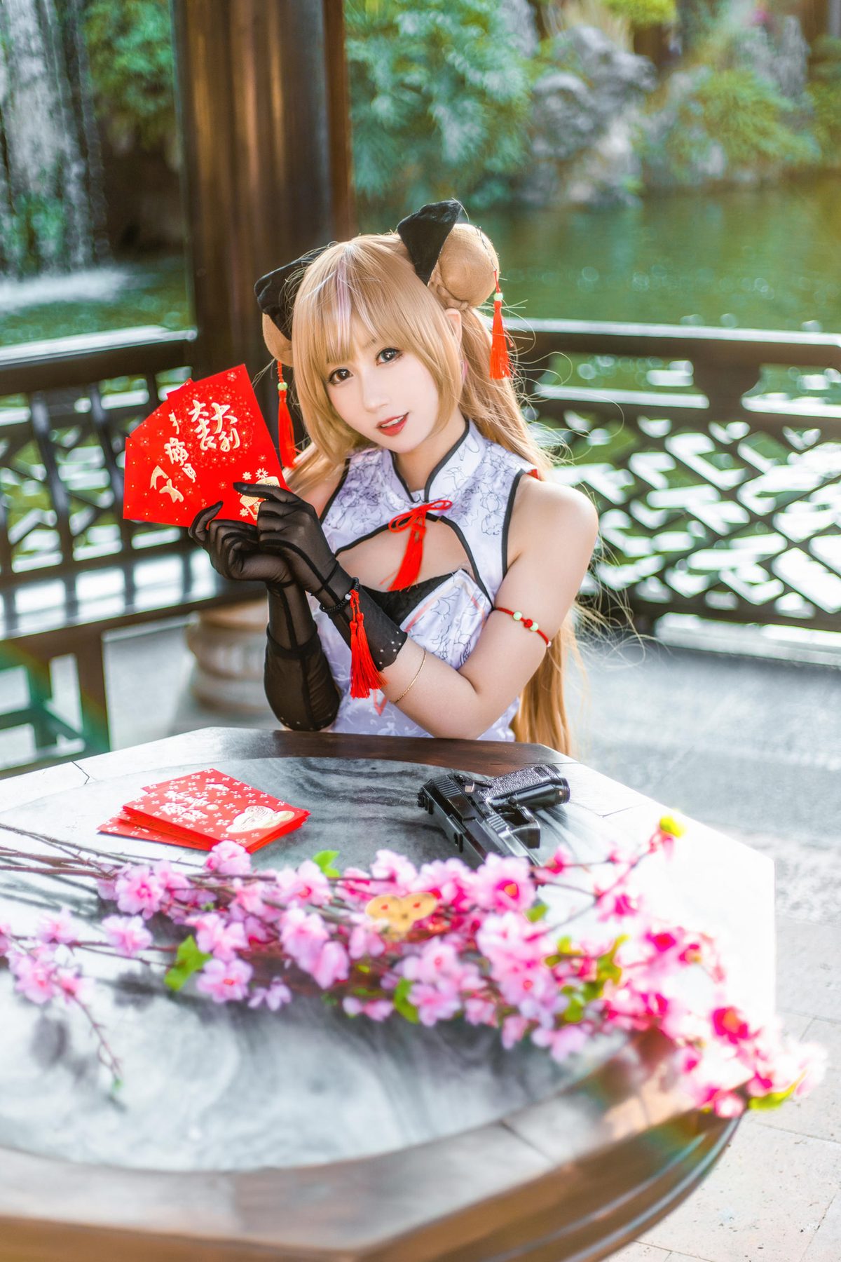 羽生三未 Mk23 蜂糖花 COS写真