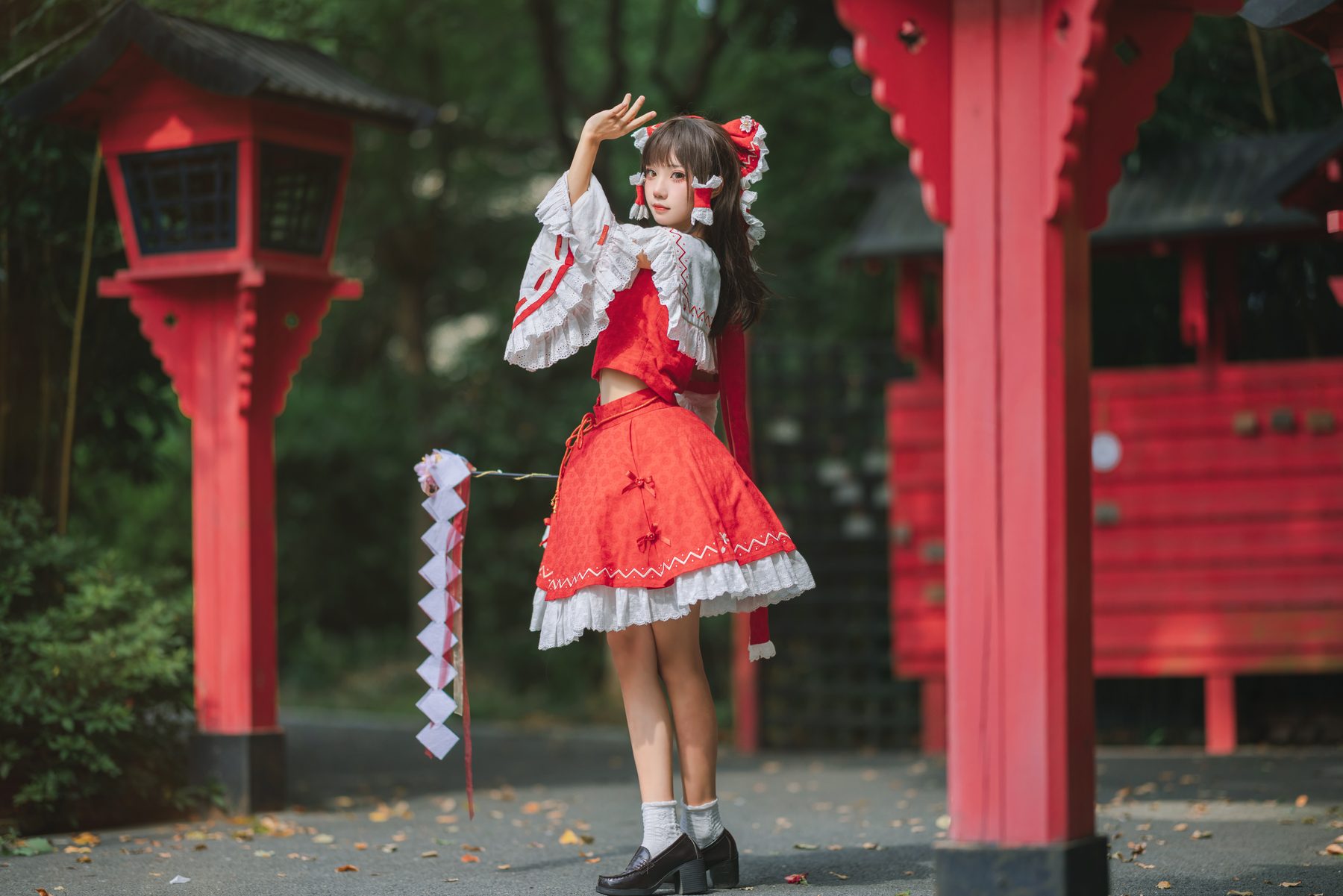 花柒Hana 森森仙短款灵梦 COS写真