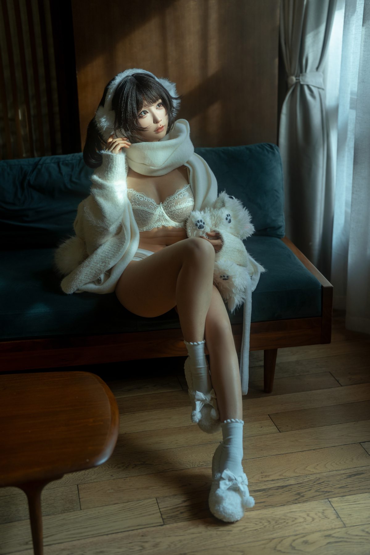 蠢沫沫 红绳 COS写真