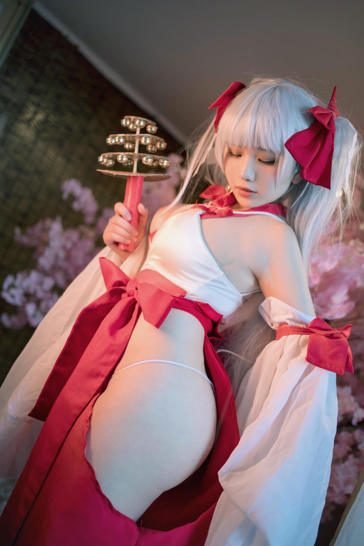 阿半今天很开心 可畏巫女 COS写真