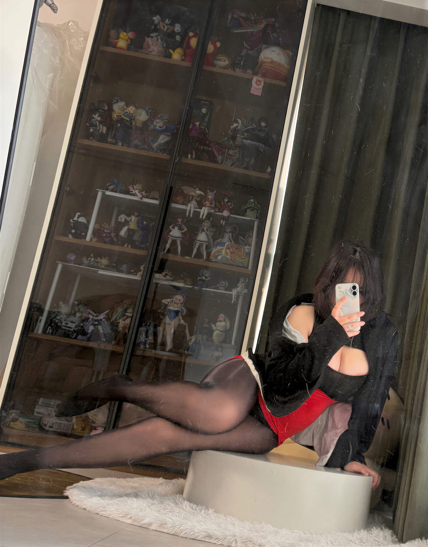 阿半 cosplay写真_社畜自拍合集 | 阿半 COS社畜自拍全套图包 [76P3V]