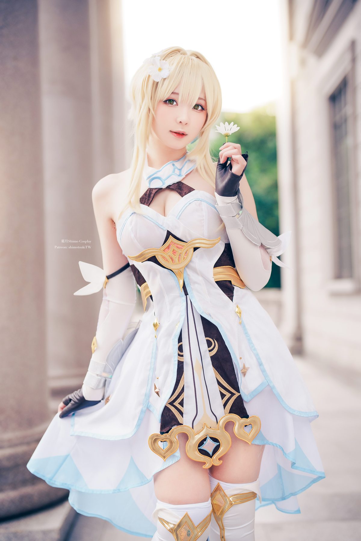 霜月shimo cosplay写真_Lumine Genshin合集 | 霜月shimo COS原神荧全套图包 [18P]