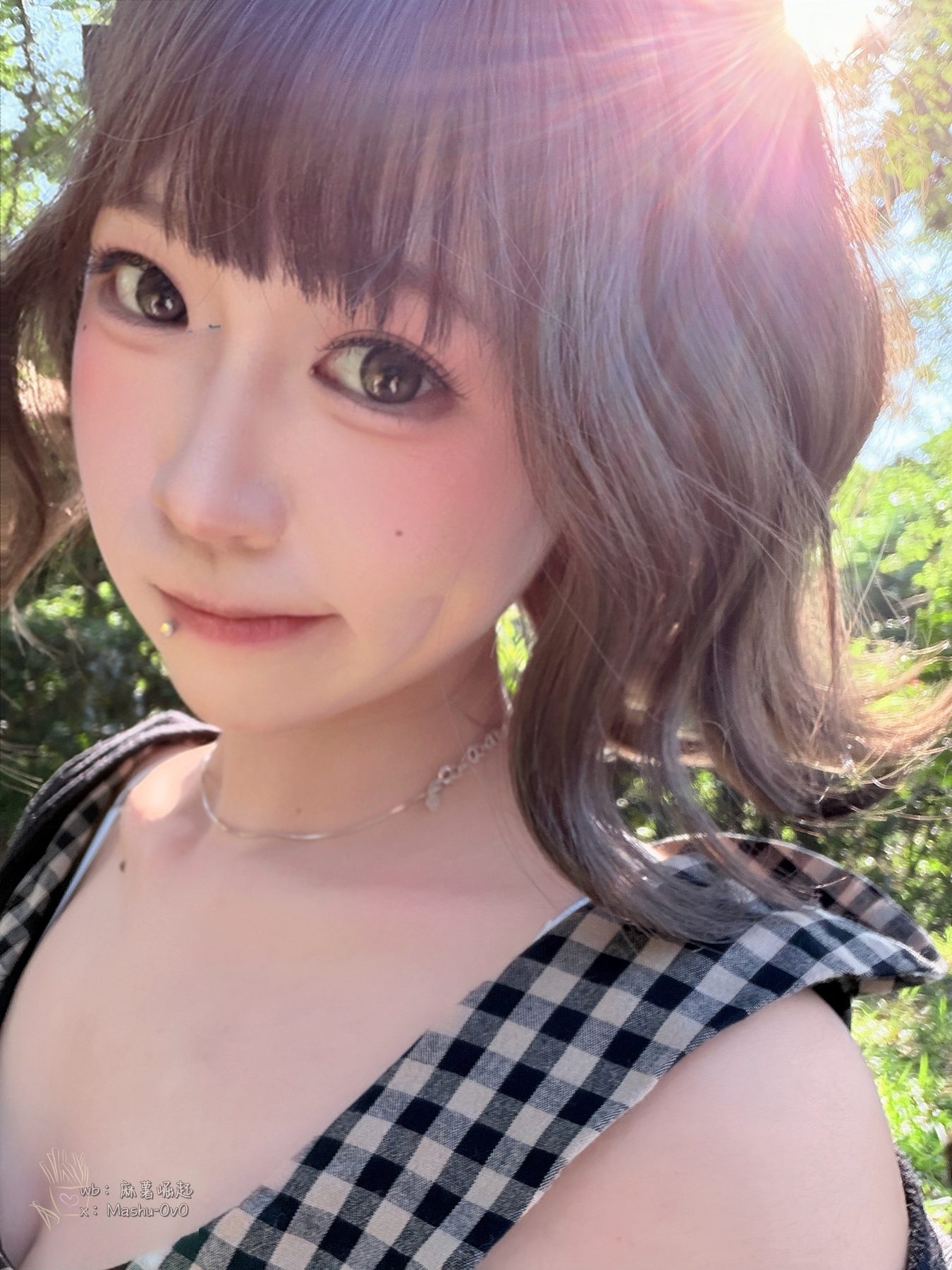 麻薯好吃 绿意深处的邀约 COS写真