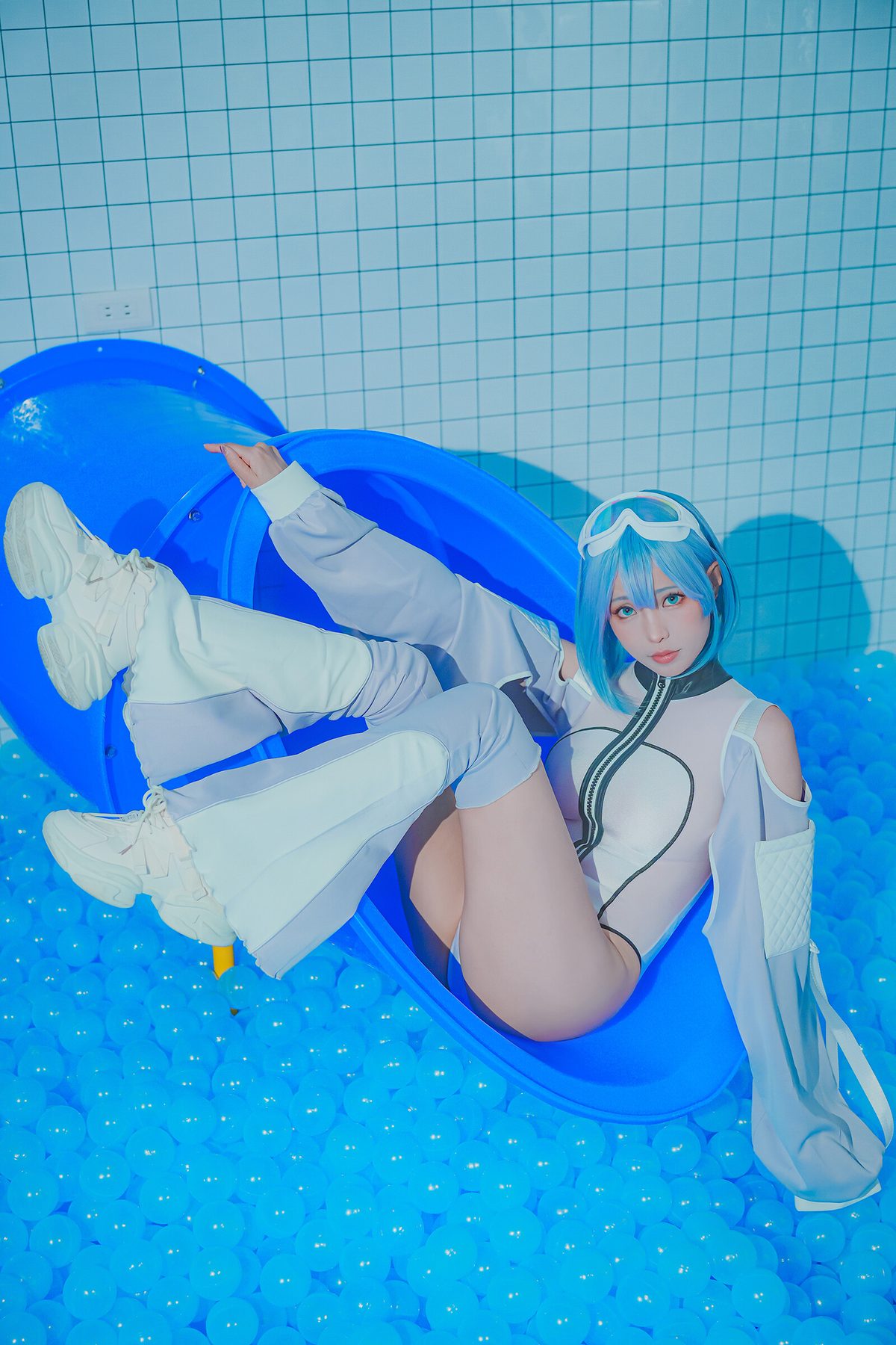 ElyEE子 2025年06月订阅 June Set B Clear Blue Drift COS写真