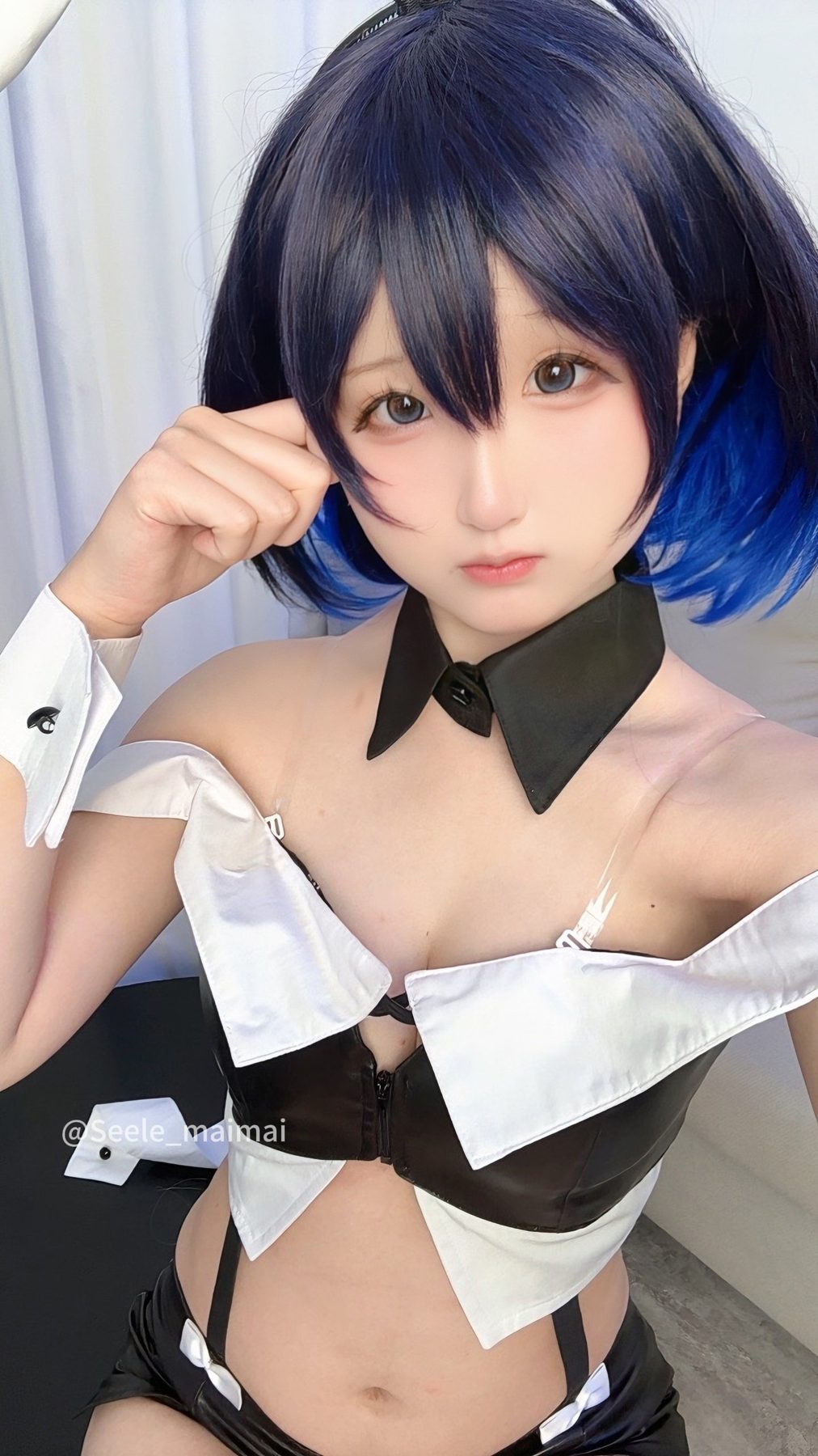 崩坏 Seele麦麦 兔女郎希儿 COS写真