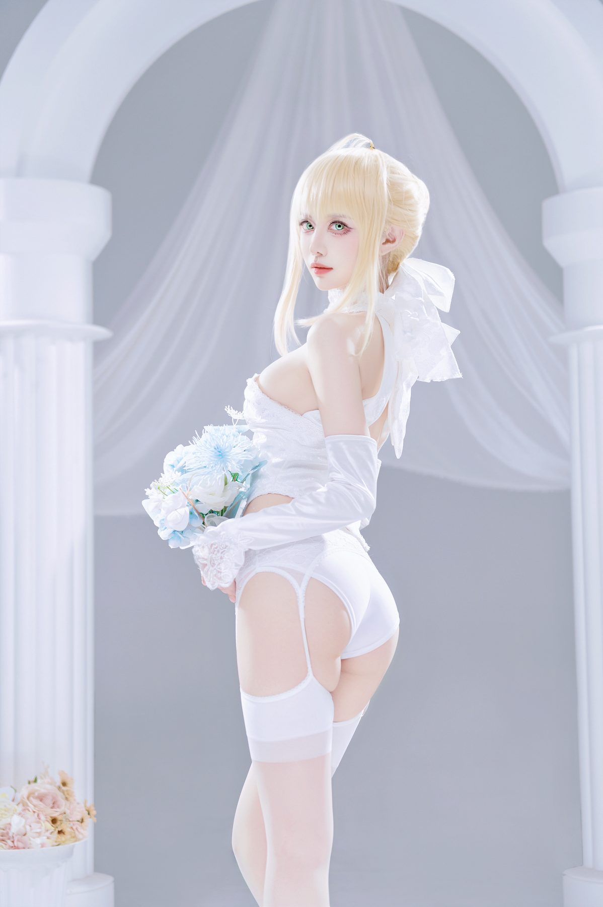 Shika小鹿鹿 FGO Saber花嫁 COS写真