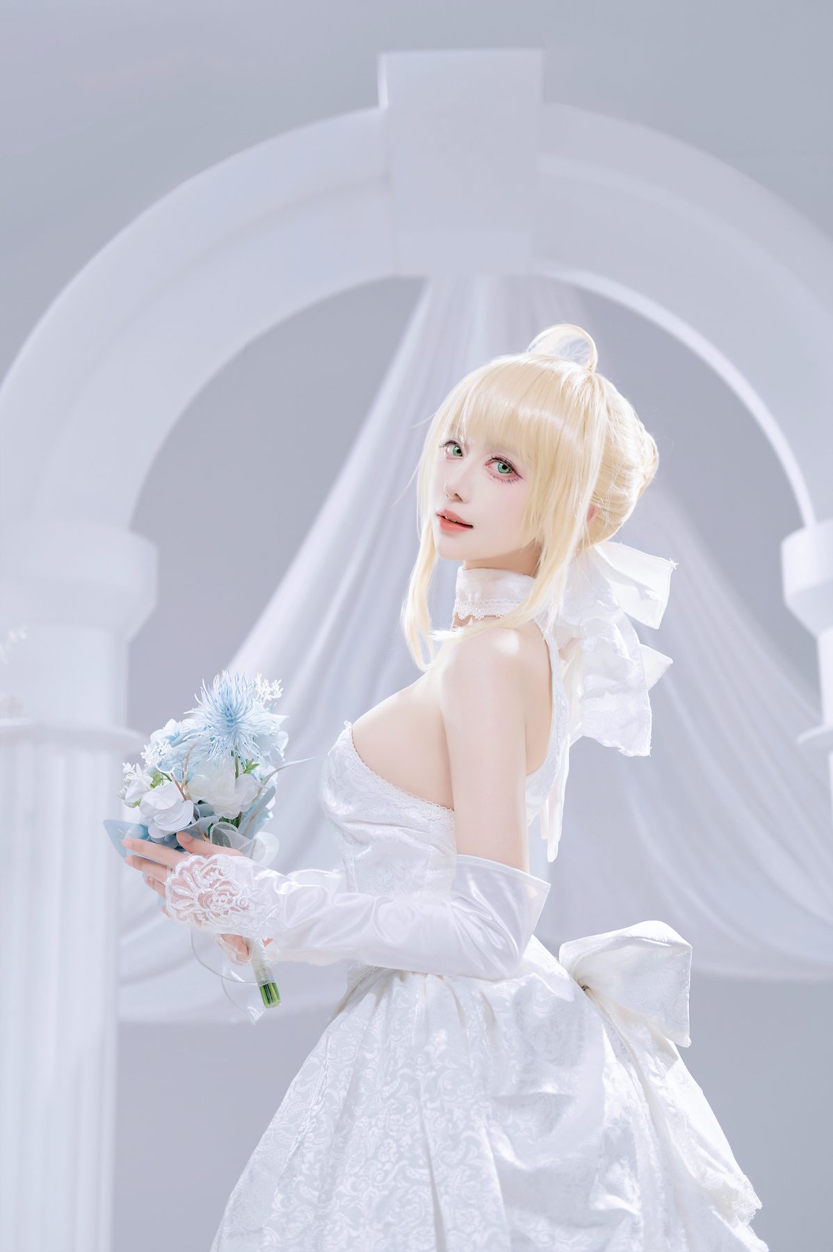 Shika小鹿鹿 FGO Saber花嫁 COS写真