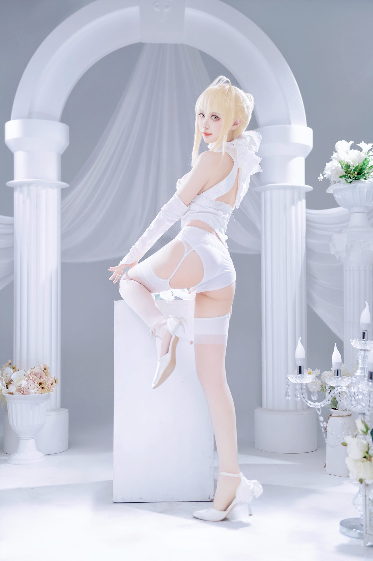 Shika小鹿鹿 FGO Saber花嫁 COS写真