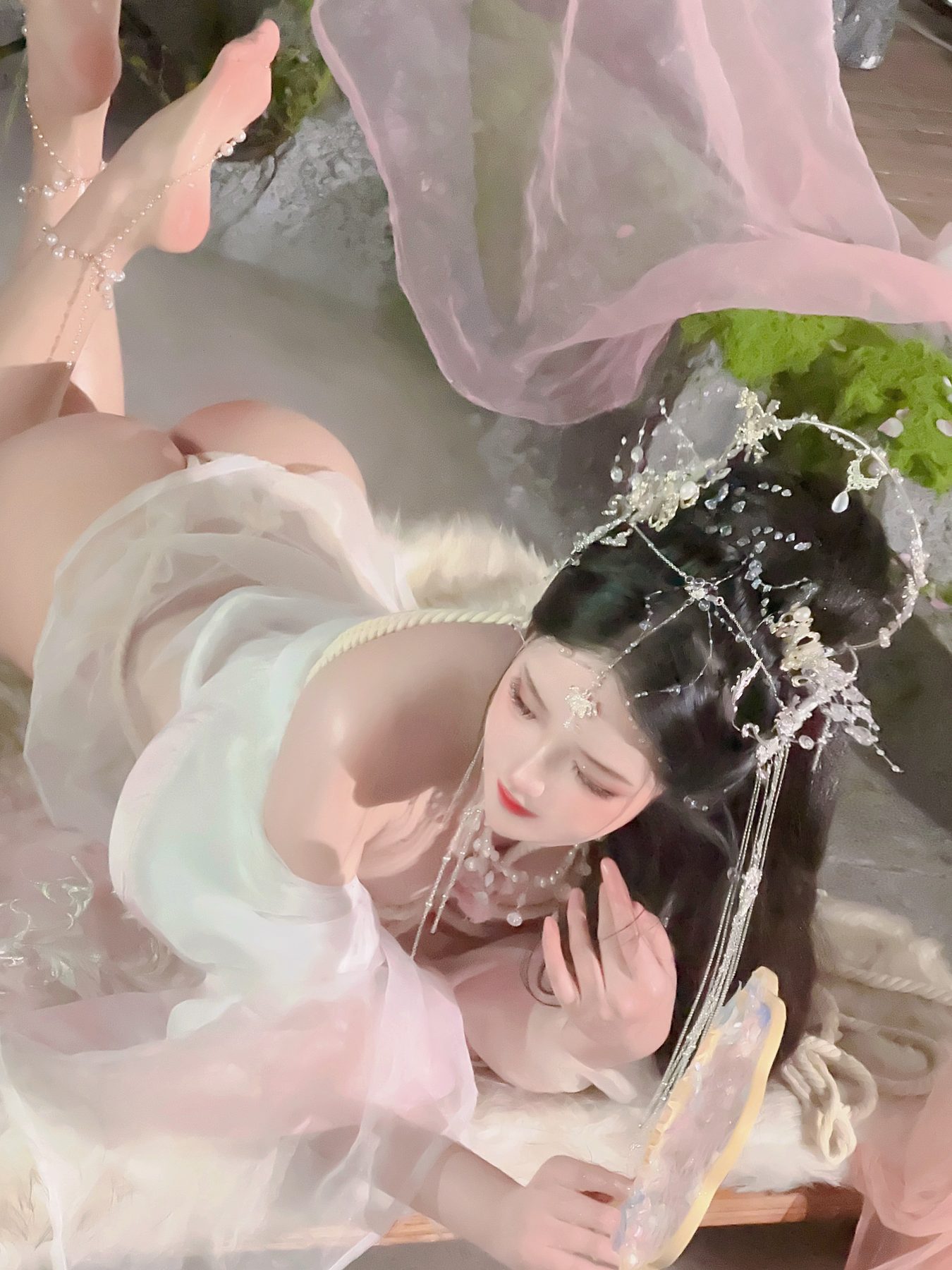 三度_69 小师姐 [81P5V-1.45GB]