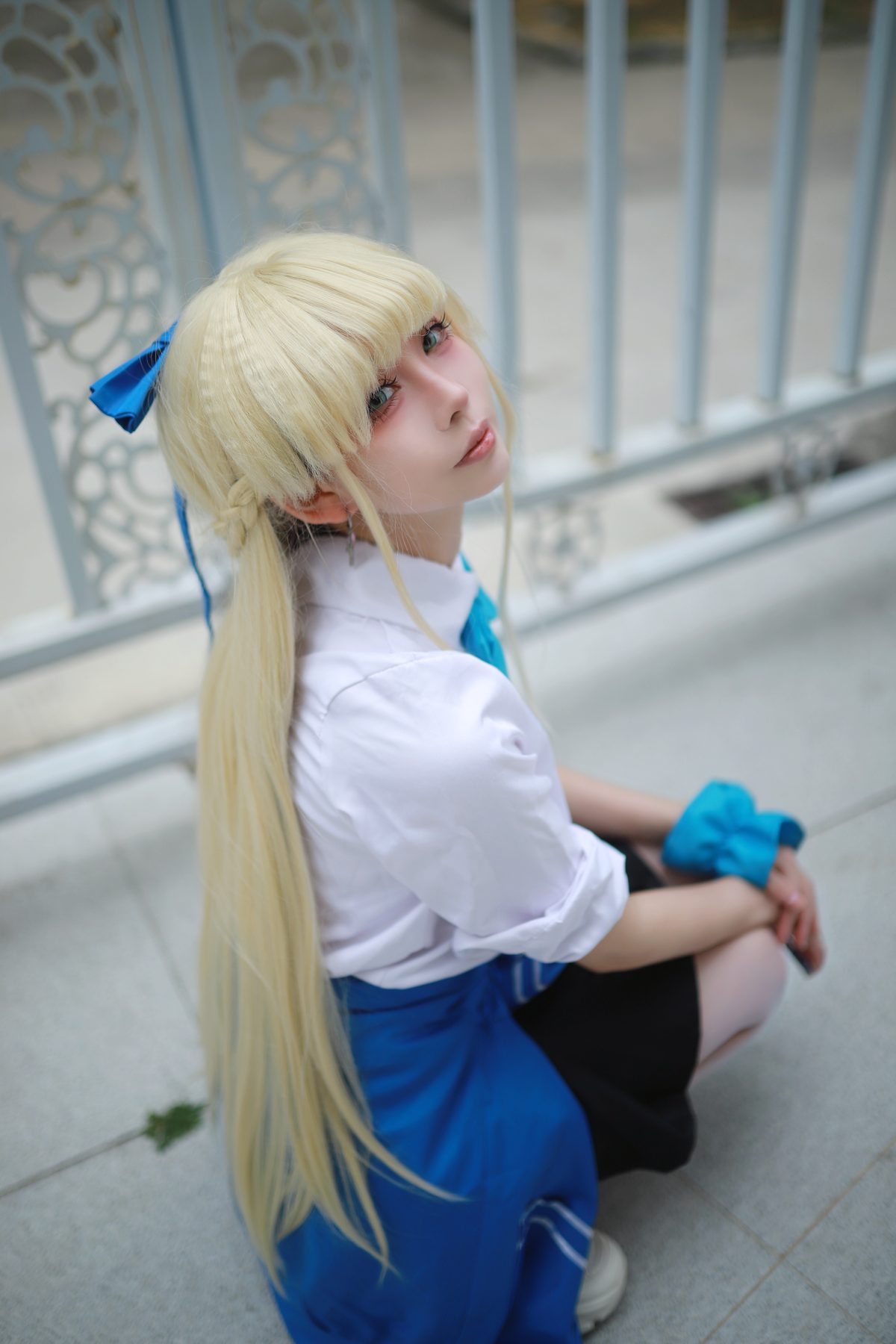 上杉绘梨落 蔚蓝档案 飞鸟马时 校服 COS写真