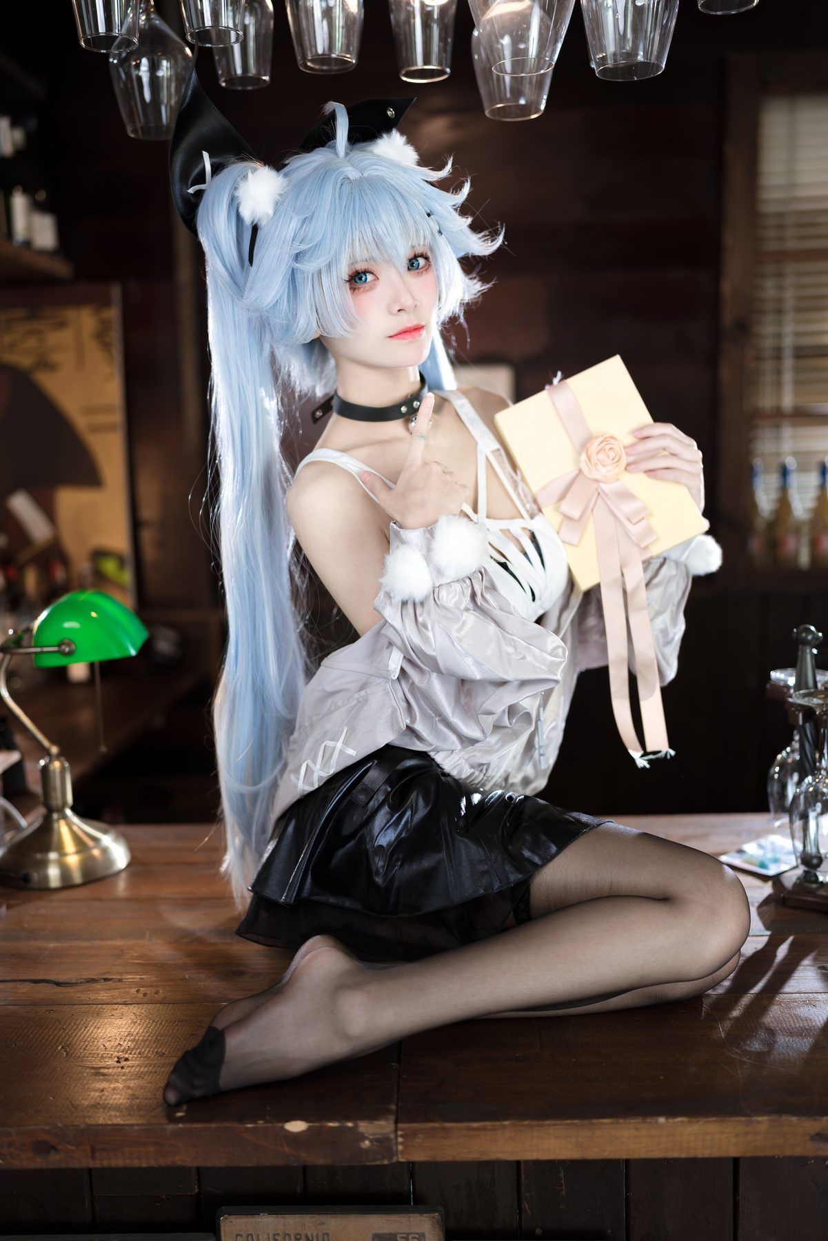 九柒喵 芙洛伦 药心 少女前线 COS写真