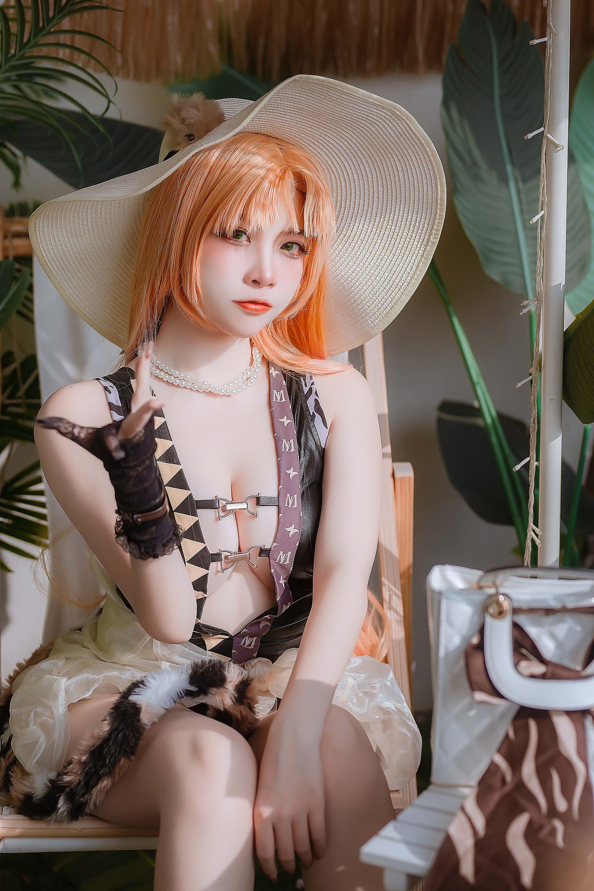 二佐Nisa cosplay写真_明日方舟施怀雅合集 | 二佐Nisa COS施怀雅全套图包 [12P-26MB]