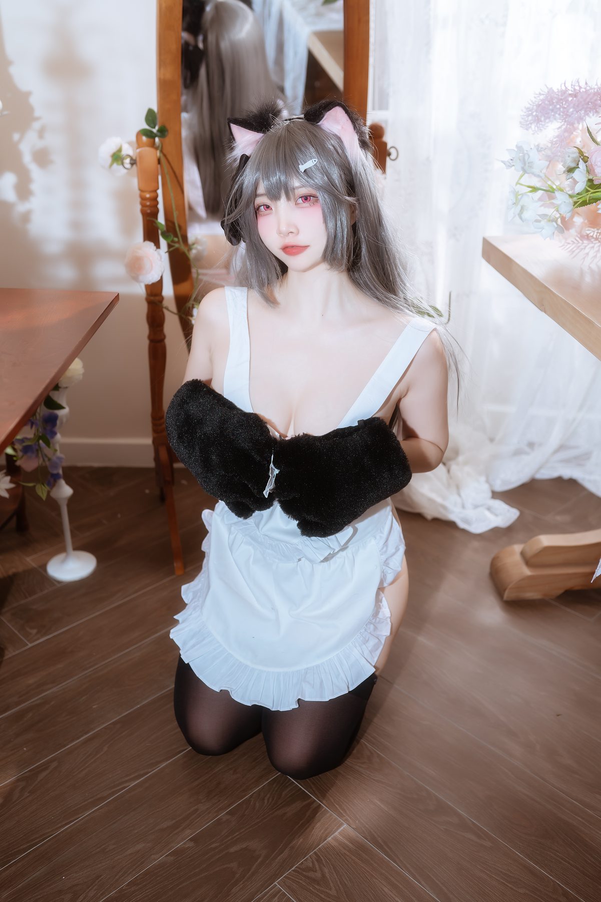 二佐Nisa 碧蓝水星纪念围裙 COS写真