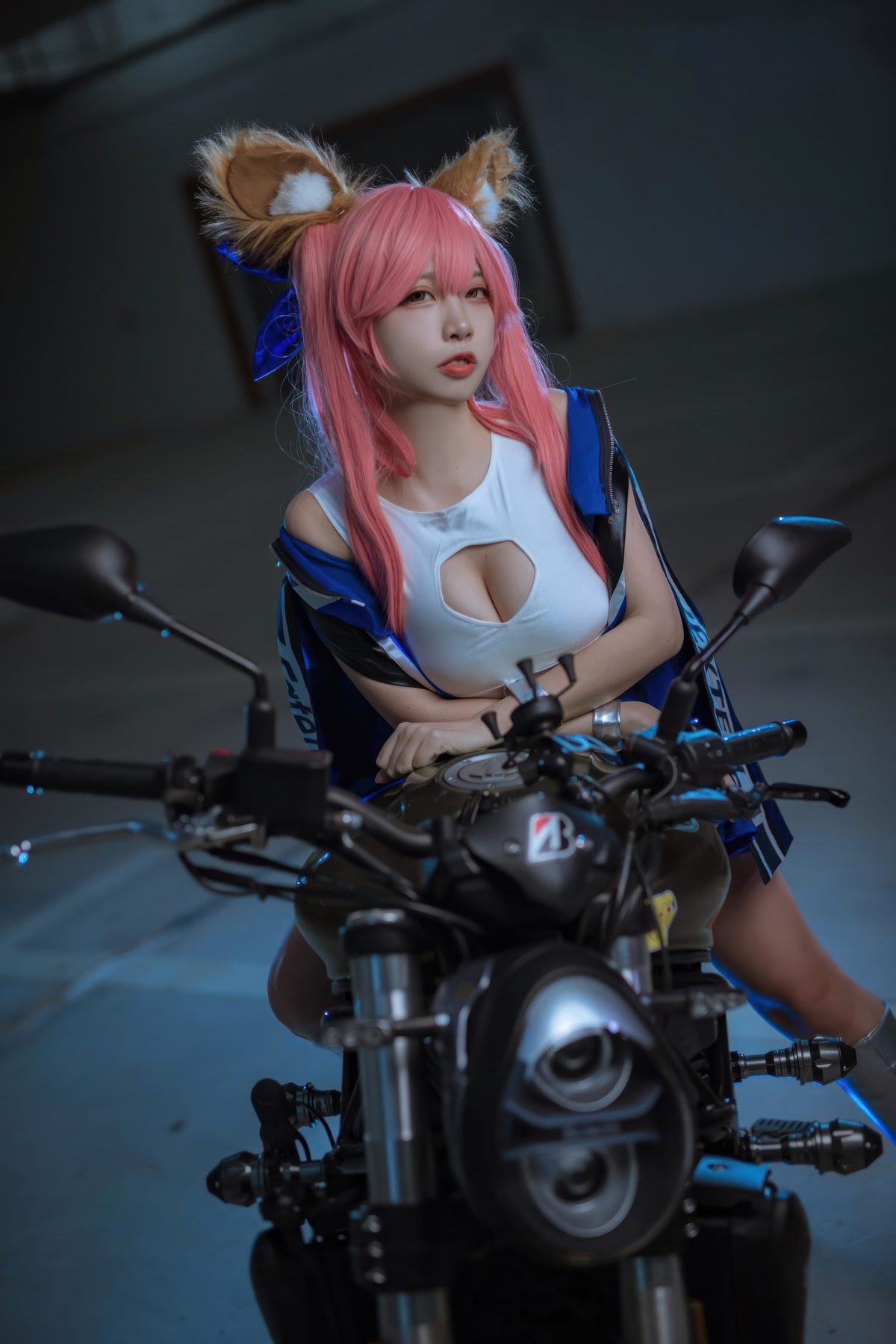二佐Nisa 玉藻前赛车服 COS写真