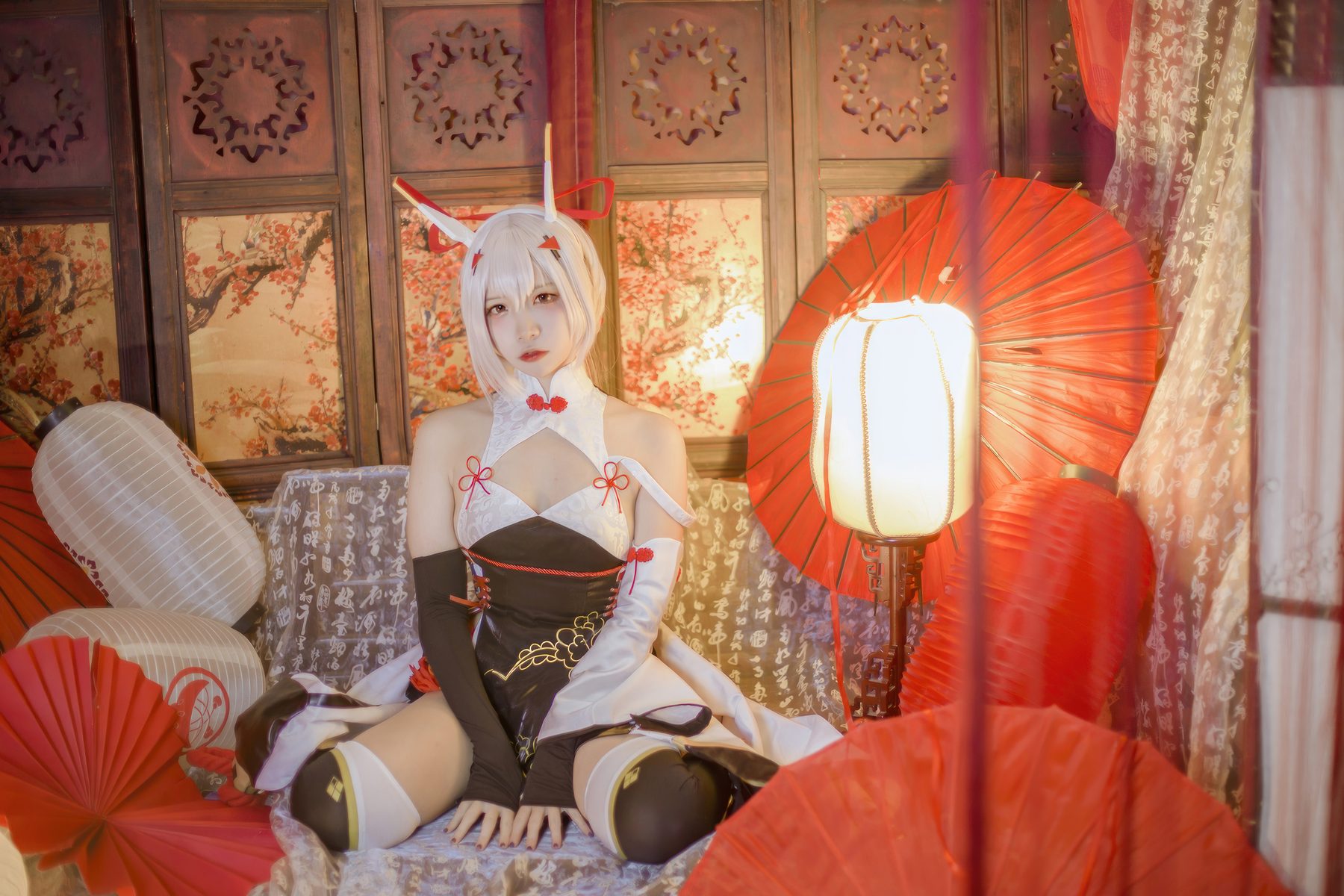 二佐Nisa 碧蓝航线 绫波新春旗袍 COS写真