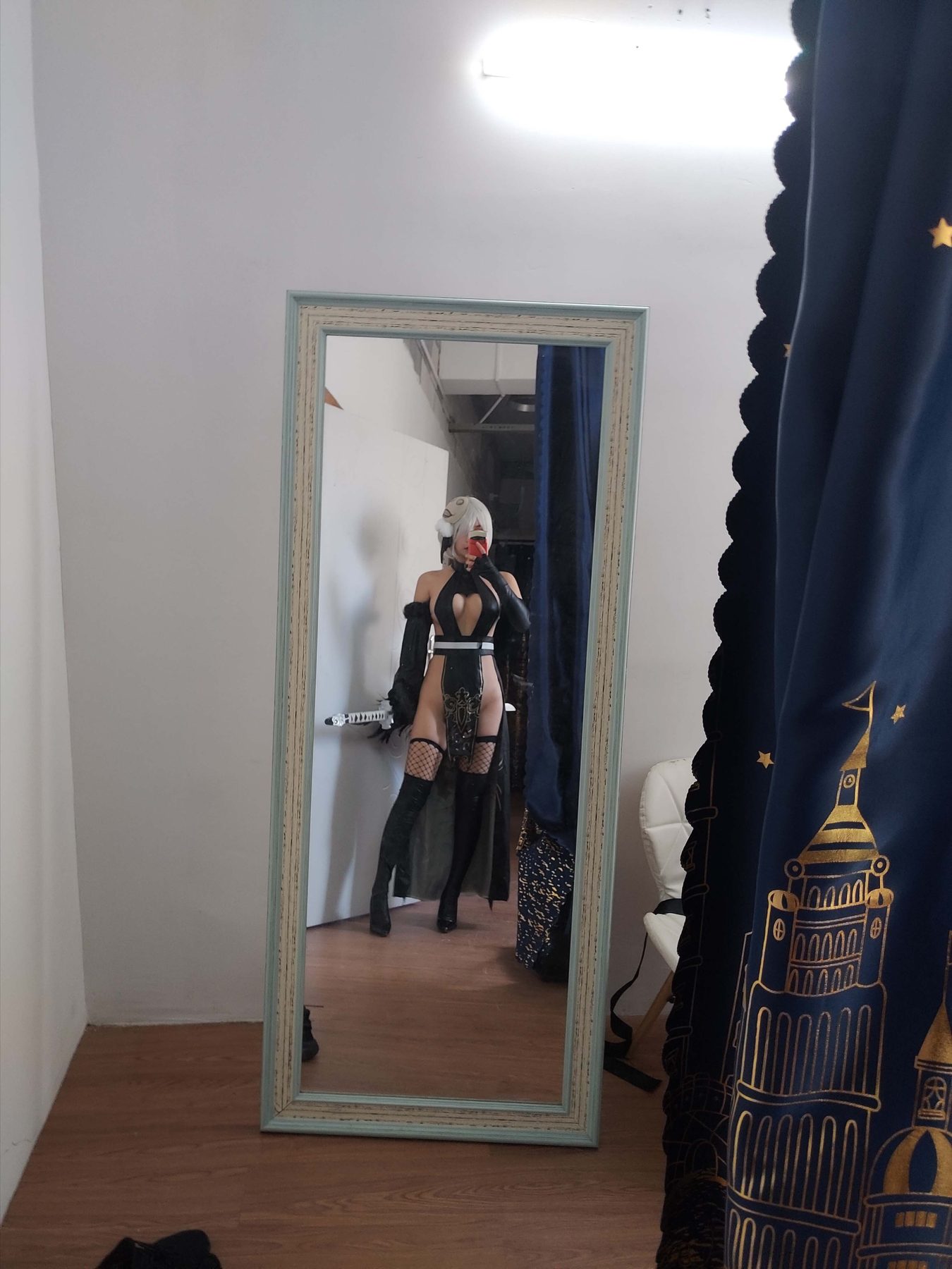 亚马逊鲶鱼 同人武士 COS写真
