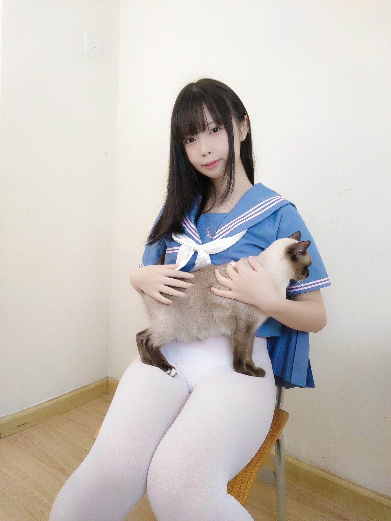 十万珍吱伏特 撸猫日记 COS写真