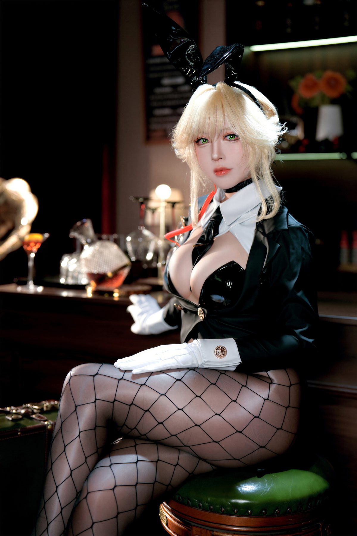 半半子 愛德ェントバニー COS写真