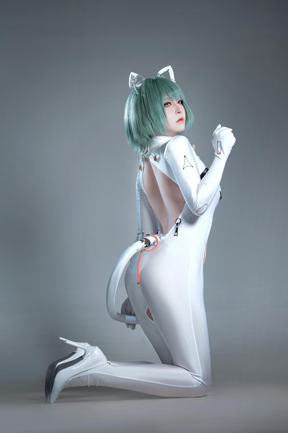 半半子 碧蓝航线 纳希莫夫 COS写真