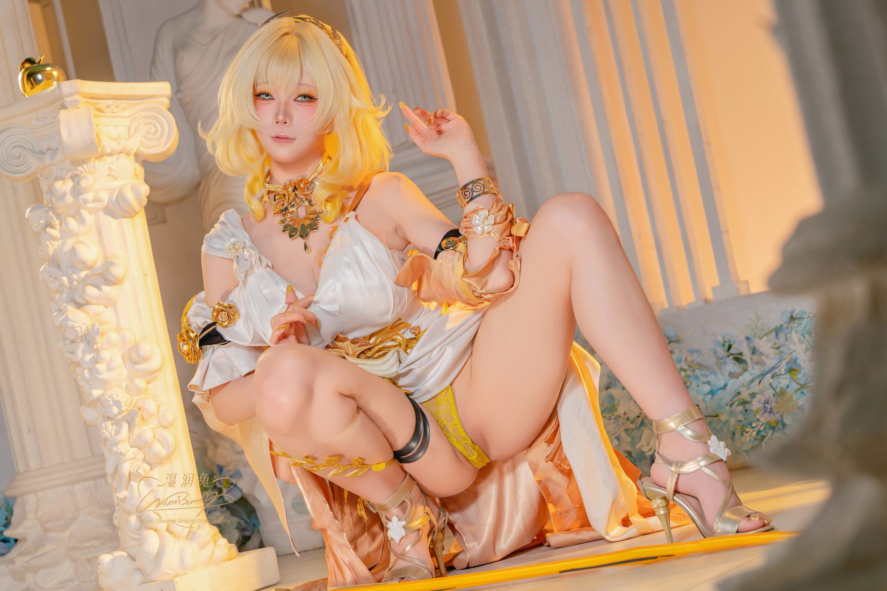咬一口兔娘Yiko湿润兔 崩坏:星穹铁道 阿格莱雅 COS写真