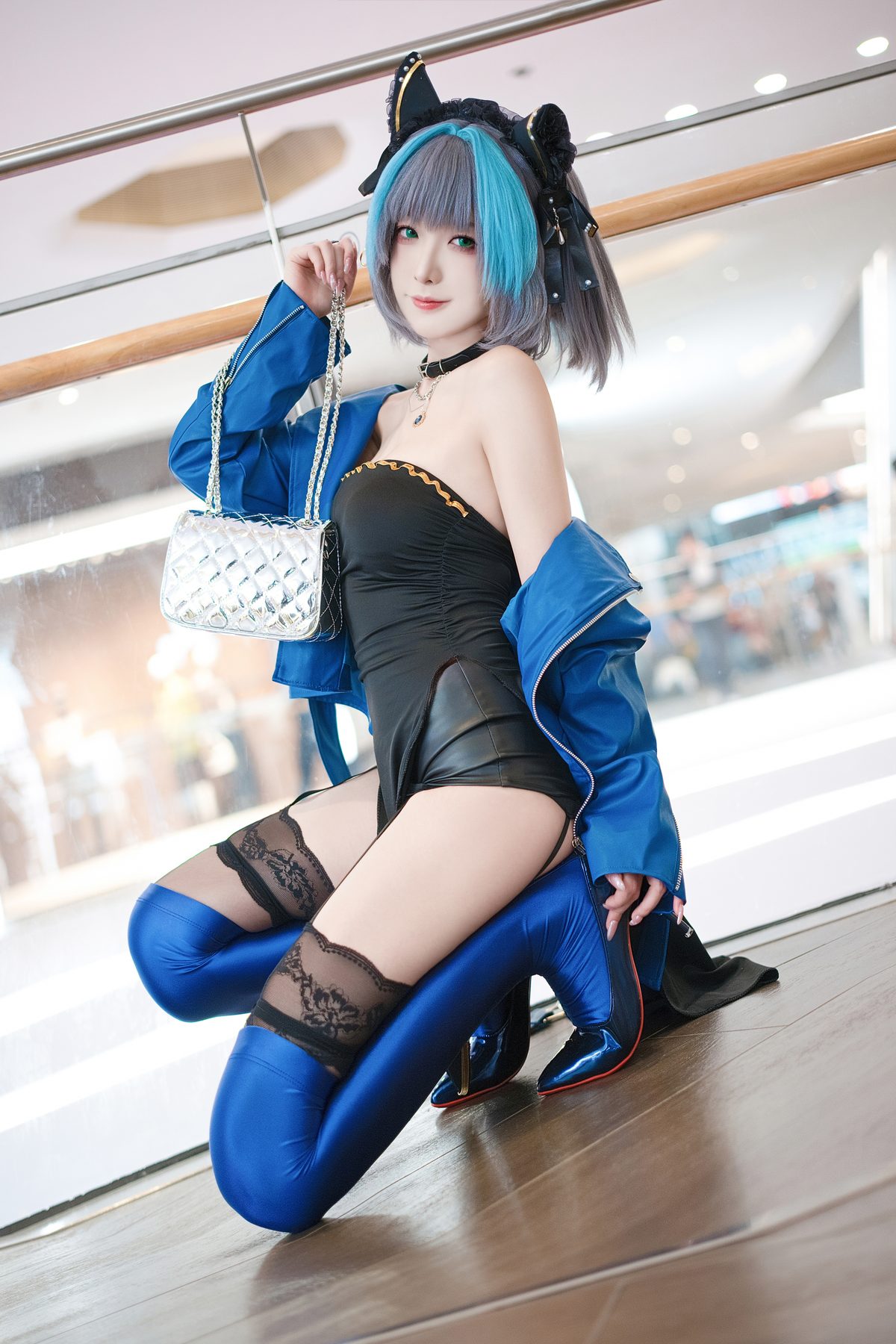 封疆疆v 碧蓝航线 柴郡 常服 COS写真